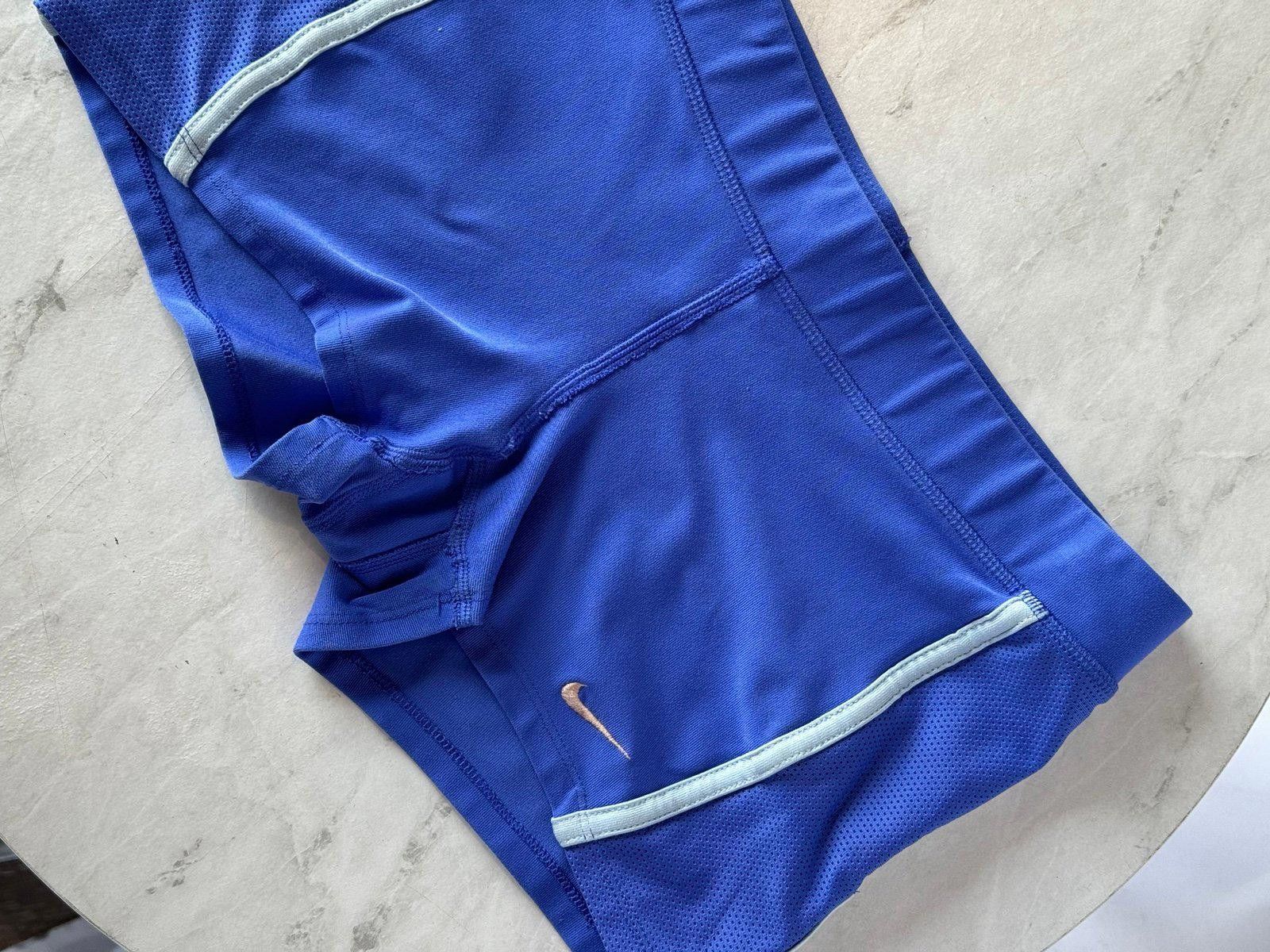Nike Nike Bri Fit booty shorts Size 26" / US 2 / IT 38 - 3 Thumbnail