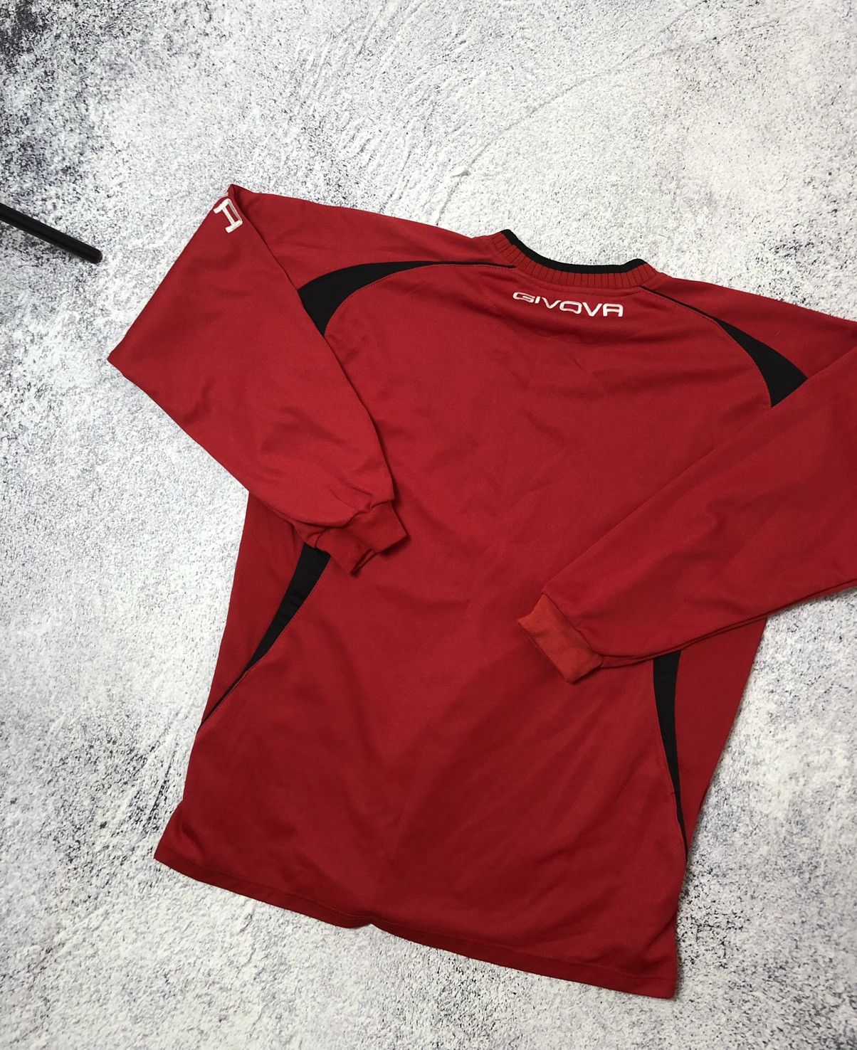 Other Men’s soccer jersey GIVOVA NEWTOWN FC SIZE L Size US L / EU 52-54 / 3 - 9 Thumbnail