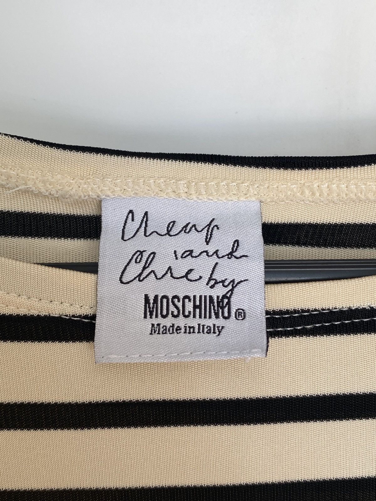 Moschino Moschino 90s crop top Size M / US 6-8 / IT 42-44 - 2 Thumbnail