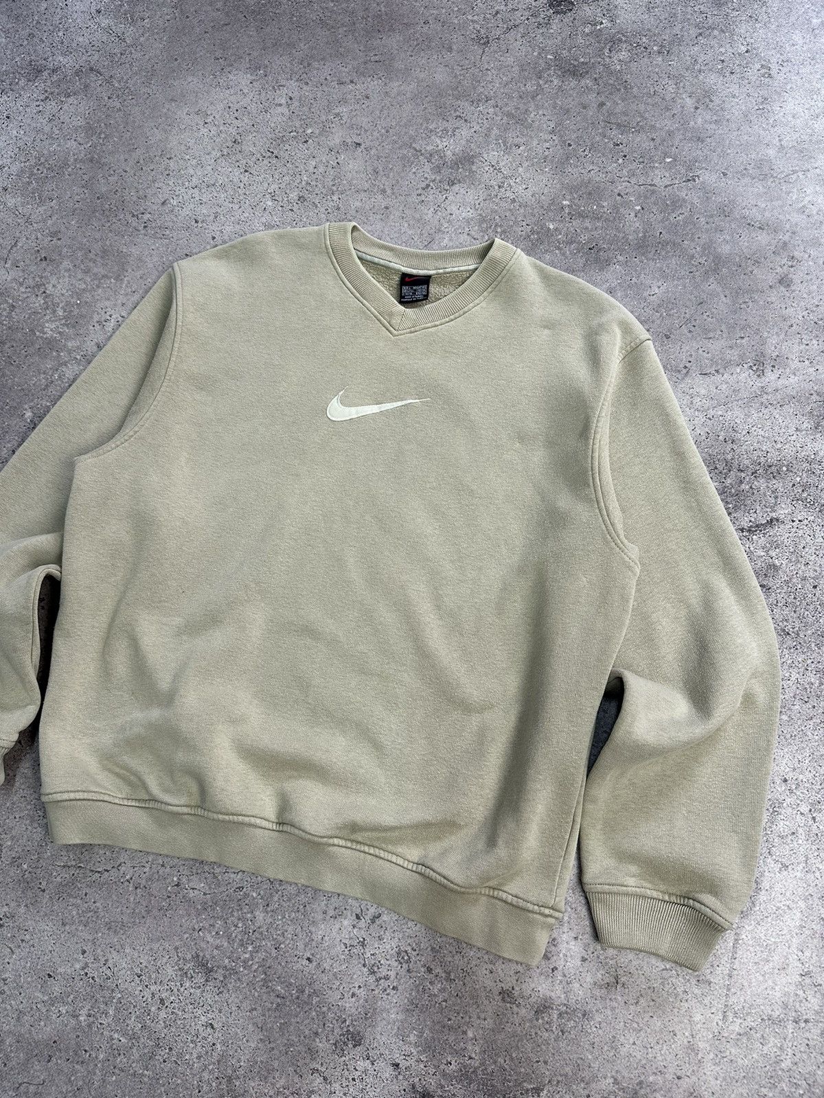 Nike × Vintage Vintage Nike Y2K Sweatshirt Big Logo Drill Swoosh Beige Size US L / EU 52-54 / 3 - 3 Thumbnail