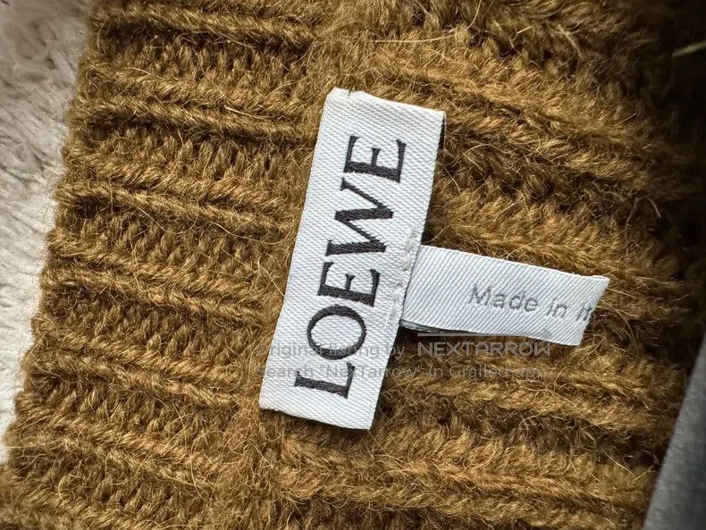 Loewe Loewe Long-sleeve Wool Sweater Size M / US 6-8 / IT 42-44 - 3 Thumbnail