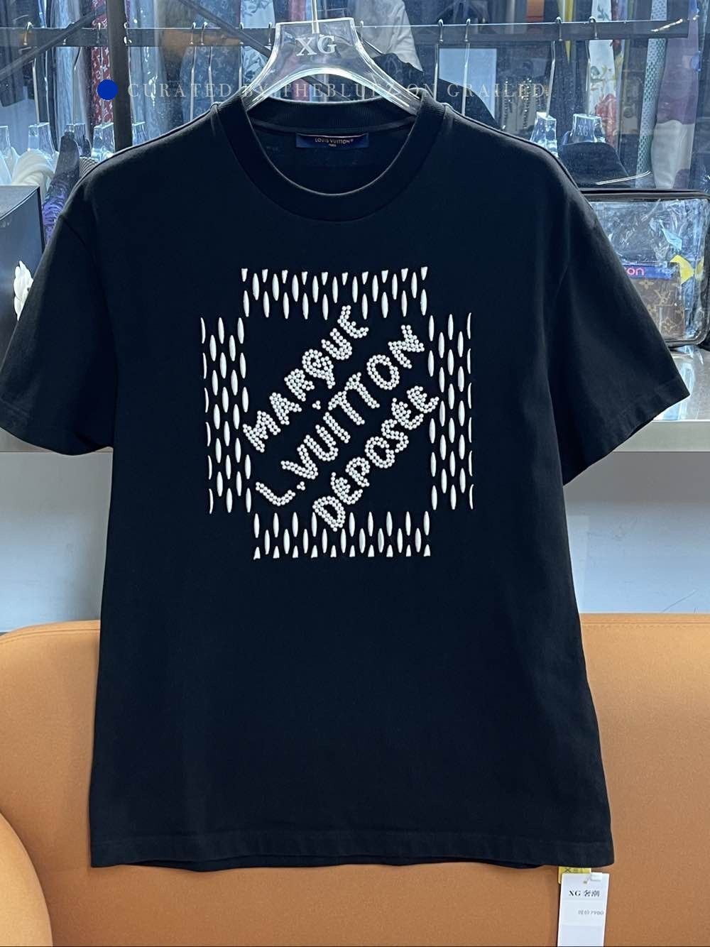 Louis Vuitton Classic Black Short Sleeve T-Shirt Size US M / EU 48-50 / 2 - 1 Thumbnail