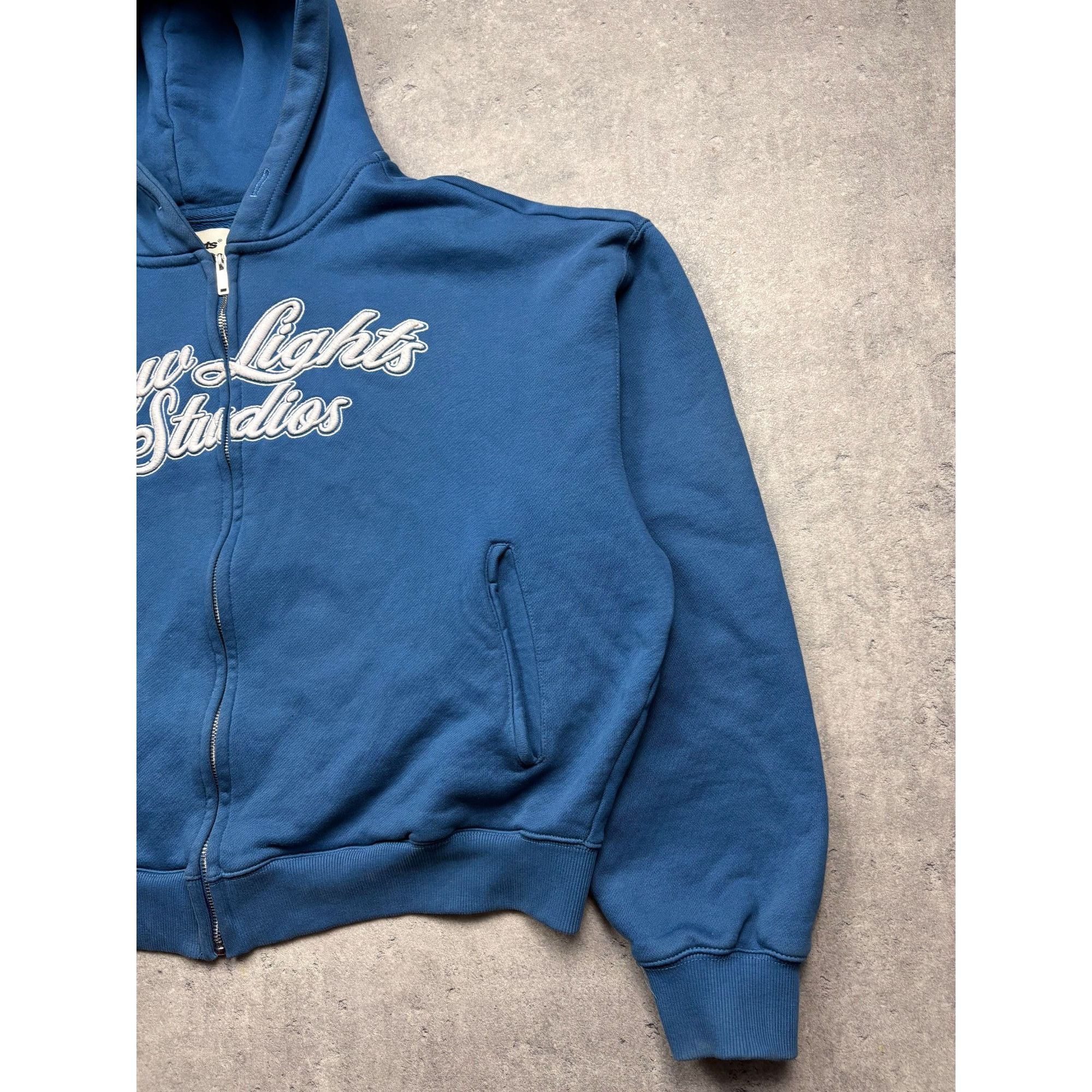 Vintage Low-Lights Studios Blue Zip-Up Hoodie With Embroidered Logo Size US M / EU 48-50 / 2 - 7 Thumbnail