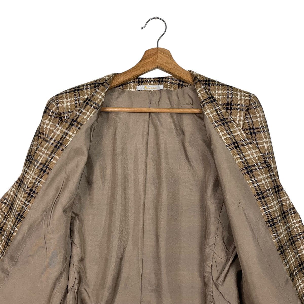 Aquascutum Aquascutum Tartan Crop Jacket Size M / US 6-8 / IT 42-44 - 12 Thumbnail