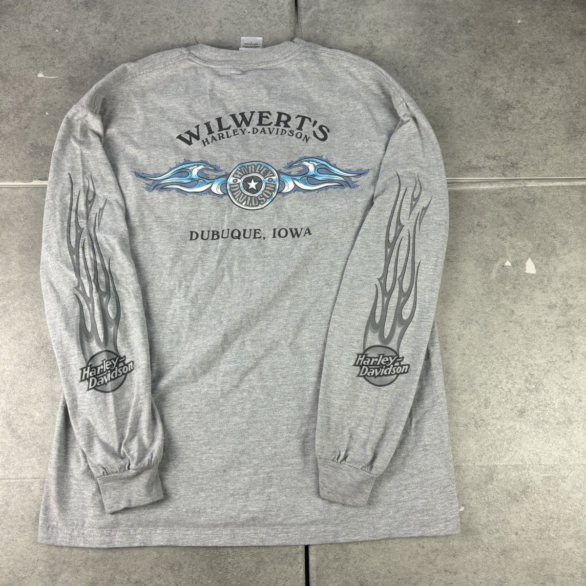 Harley Davidson Y2k gray flame sleeve harley davidson long sleeve tshirt Size US L / EU 52-54 / 3 - 1 Thumbnail
