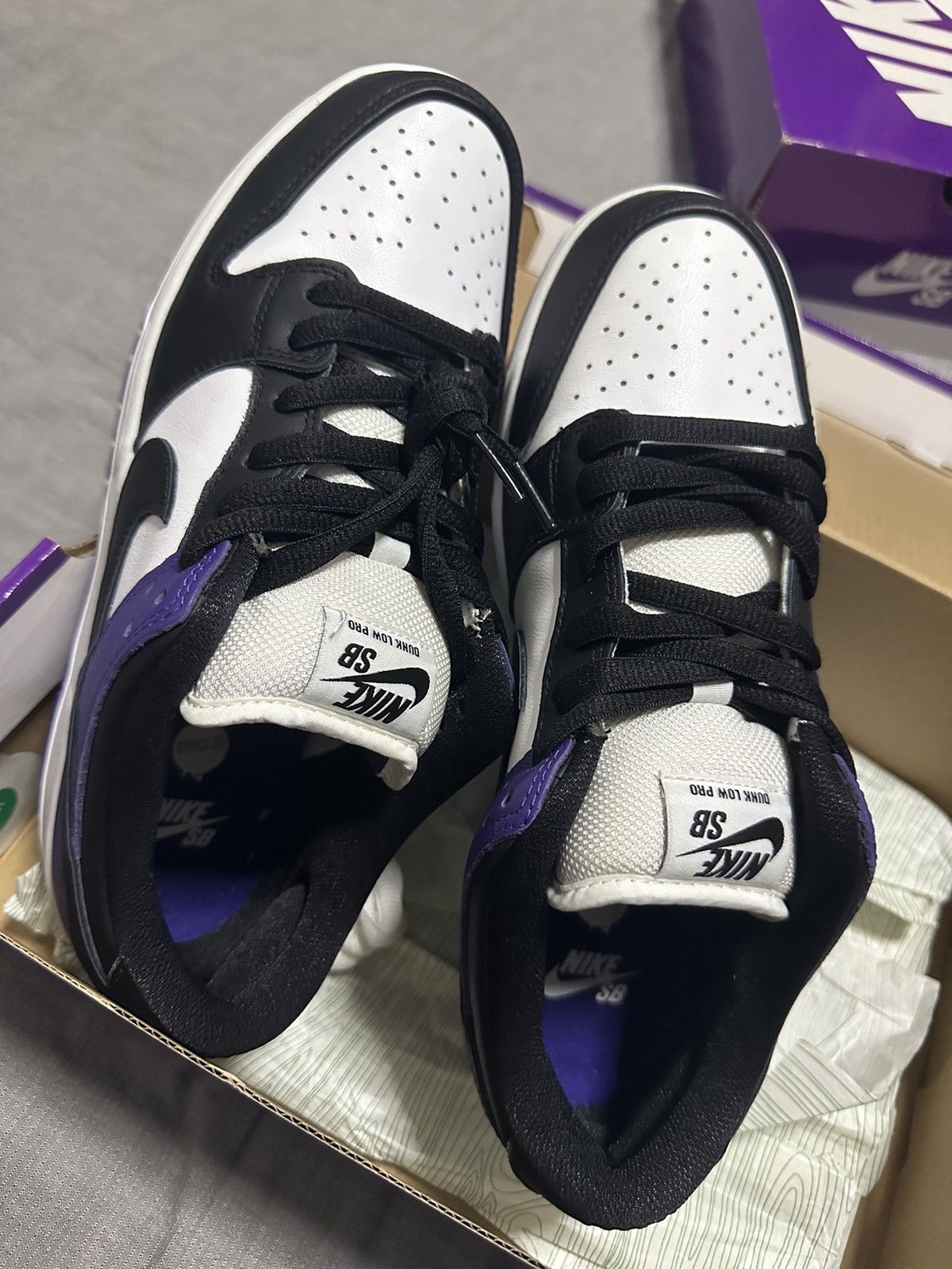Nike Nike SB Dunk Low Court People (2021) Size US 9.5 / EU 42-43 - 7 Thumbnail