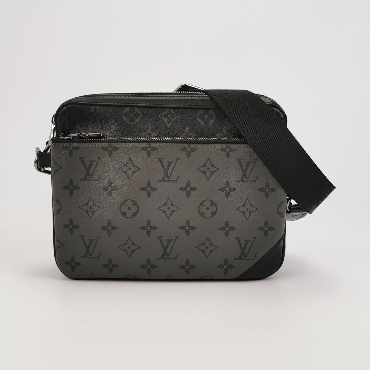 Louis Vuitton Louis Vuitton Trio Messenger Size ONE SIZE - 1 Thumbnail