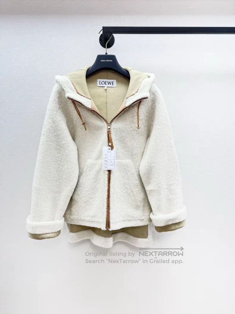 Loewe Loewe Fur and Leather Integrated Coat Size XS / US 0-2 / IT 36-38 - 1 Thumbnail