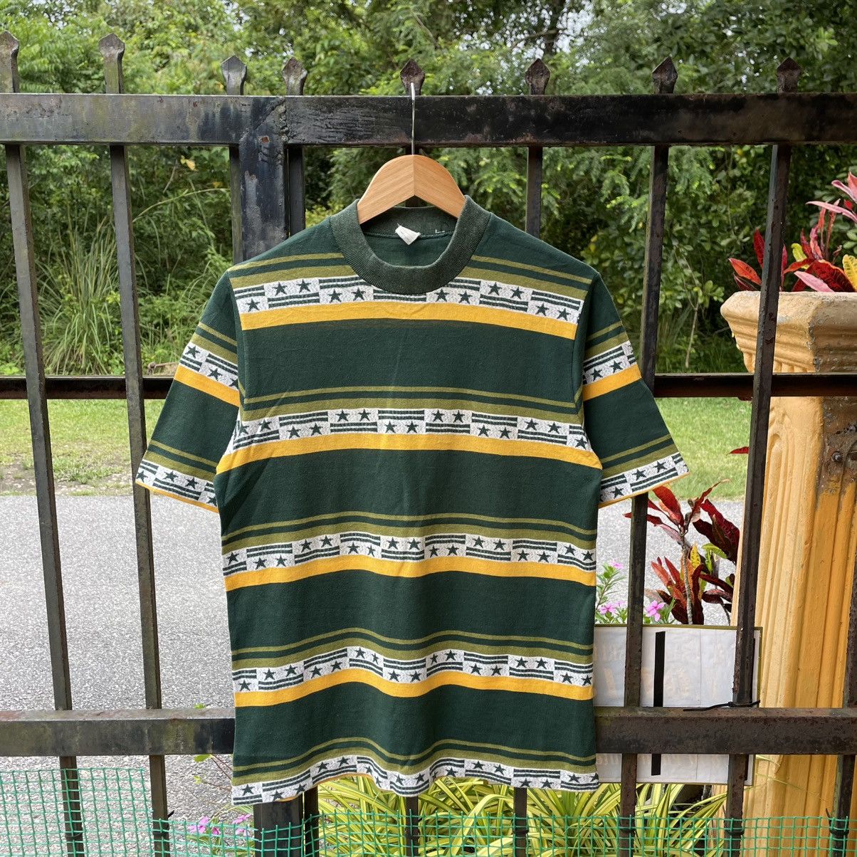 Vintage 🔥🇯🇵Vintage Retro Japan Made Striped Star Tee Size US M / EU 48-50 / 2 - 1 Thumbnail