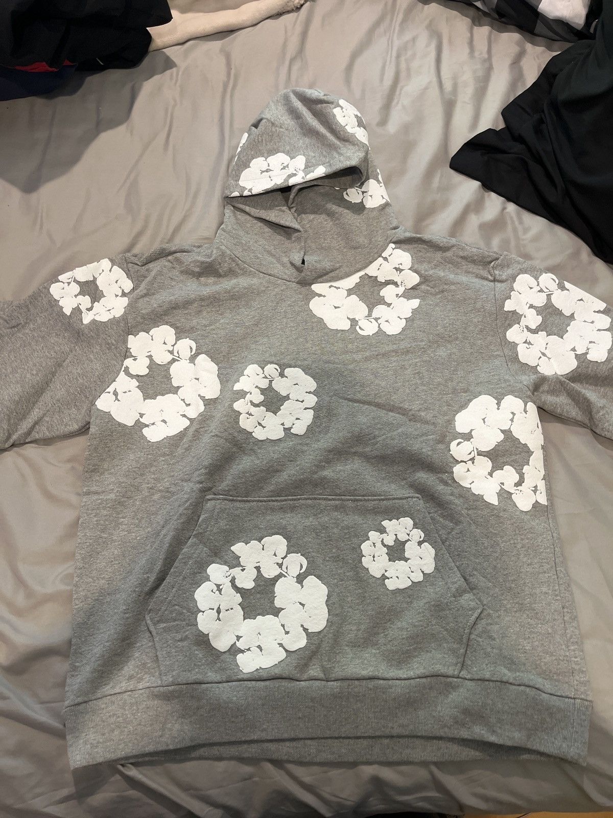 DENIM TEARS Cotton Wreath Hoodie Grey Size L | Grailed