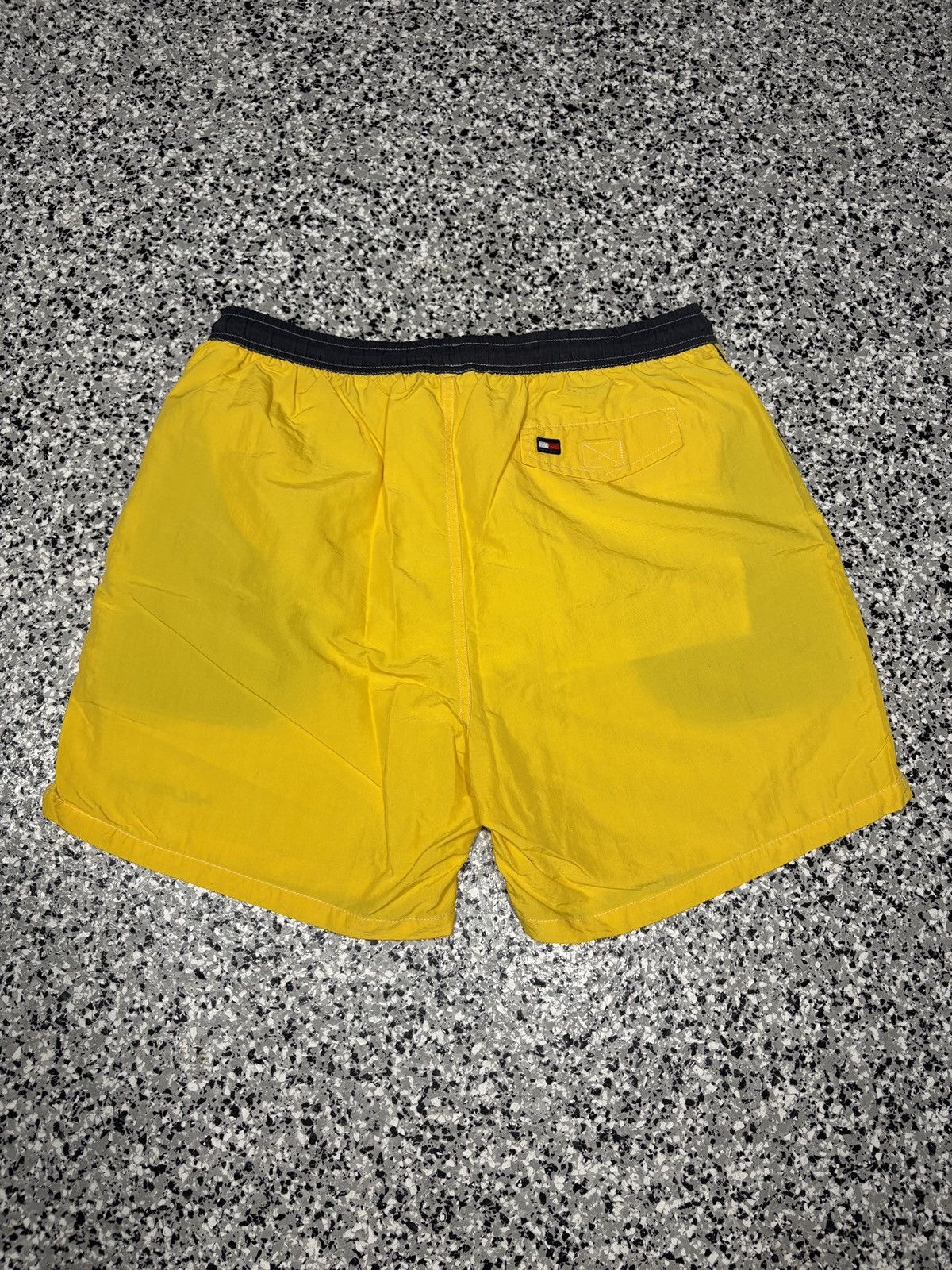 Tommy Hilfiger Vintage Tommy Hilfiger Yellow Swim Shorts Size L Size US 34 / EU 50 - 2 Thumbnail