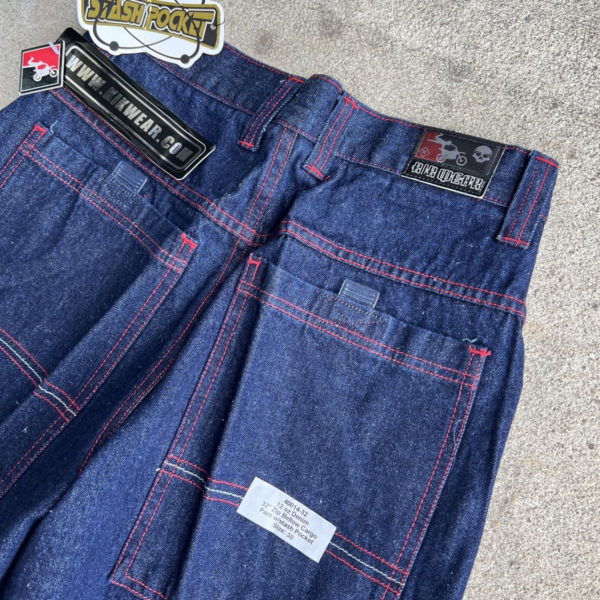 JNCO × Tripp NYC × Vintage Rare Vintage Y2K KIKWEAR Super baggy cargo jeans NWT Size US 30 / EU 46 - 6 Thumbnail