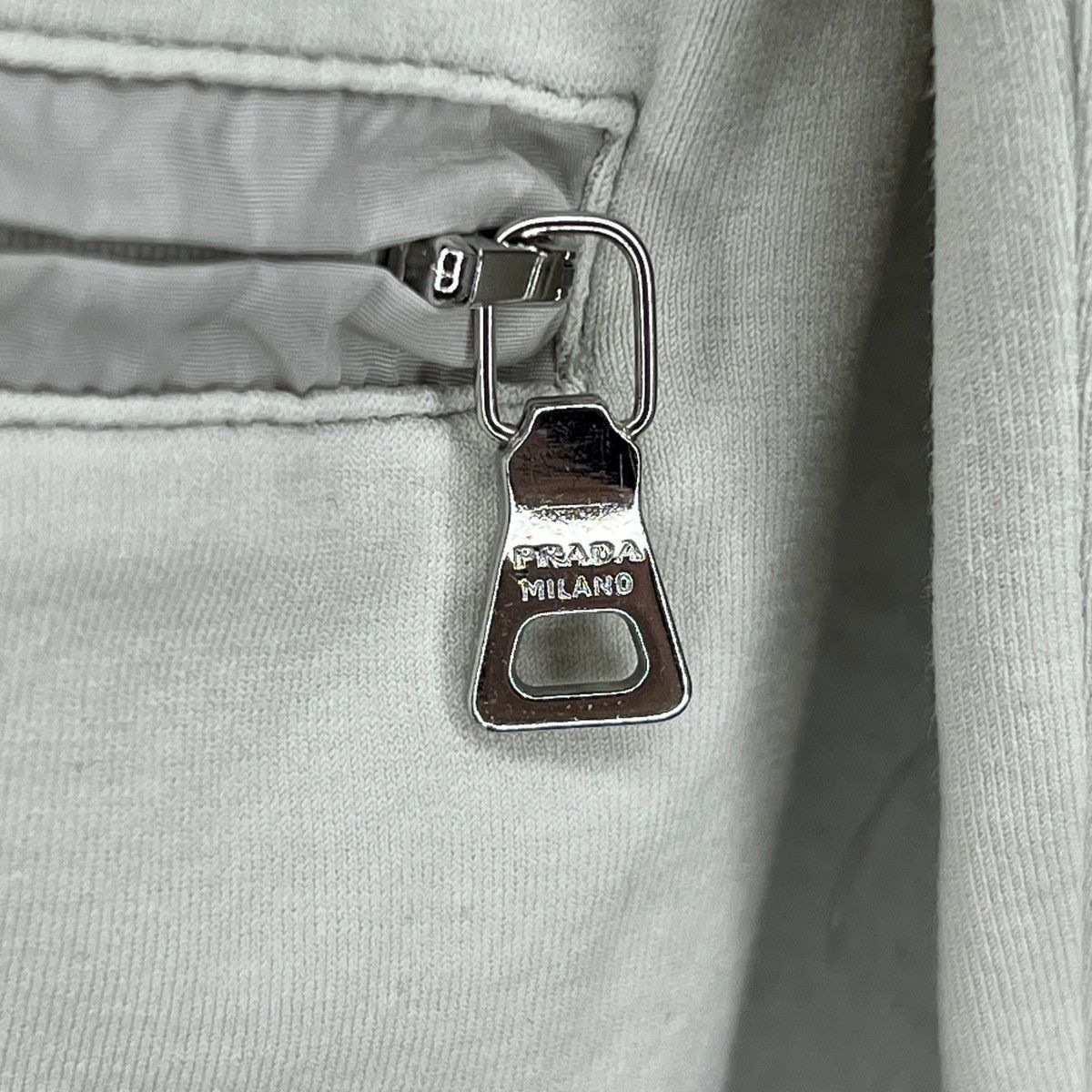 Designer × Prada Prada Milano Long Sleeve Tshirt Top Blouse Tee Off White Size M / US 6-8 / IT 42-44 - 11 Thumbnail
