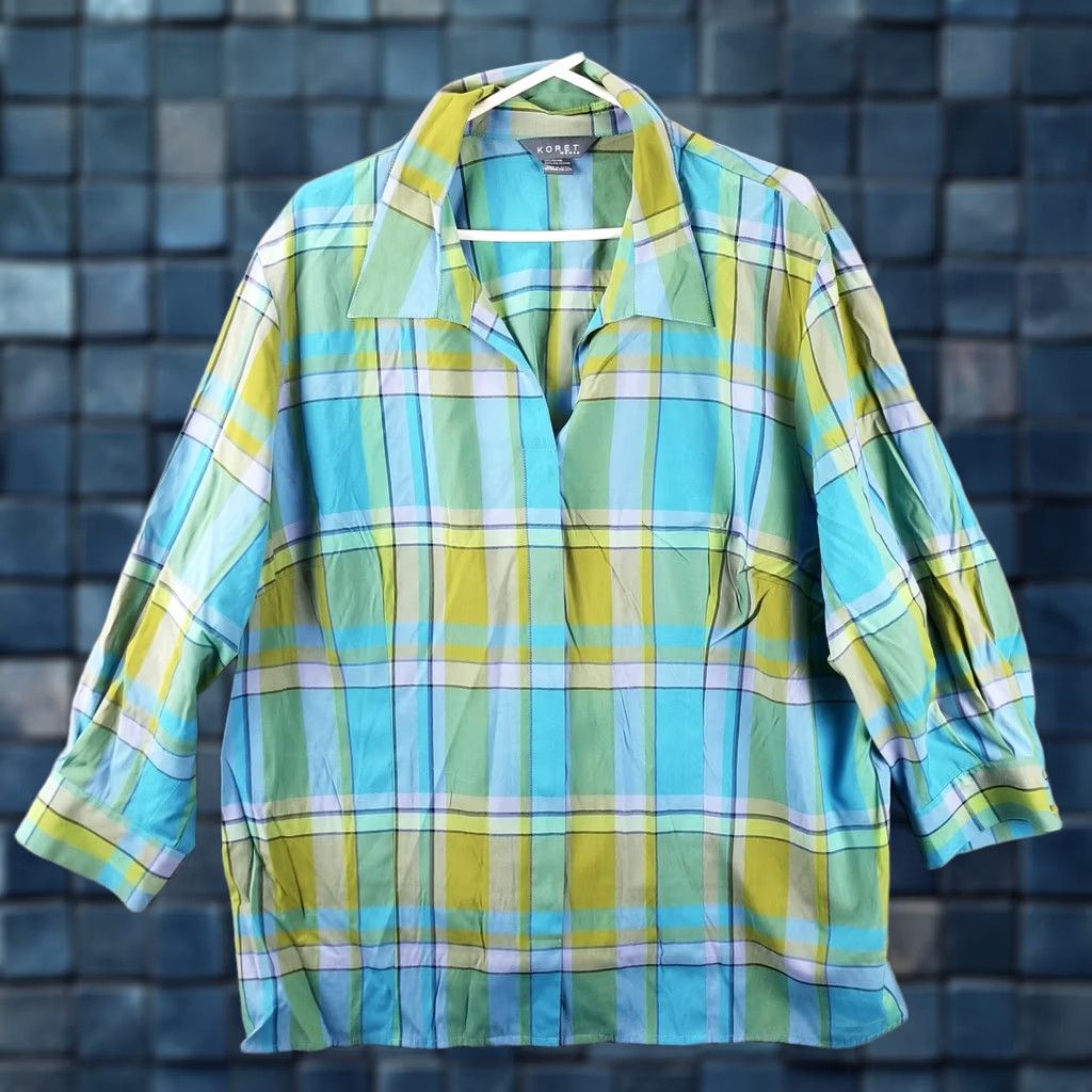 Vintage Koret Button Down Shirt Blouse Woman Plus Size 26 Blue Plaid Button-Up Shirt Womens Size 4XL / US 24-26 - 1 Thumbnail