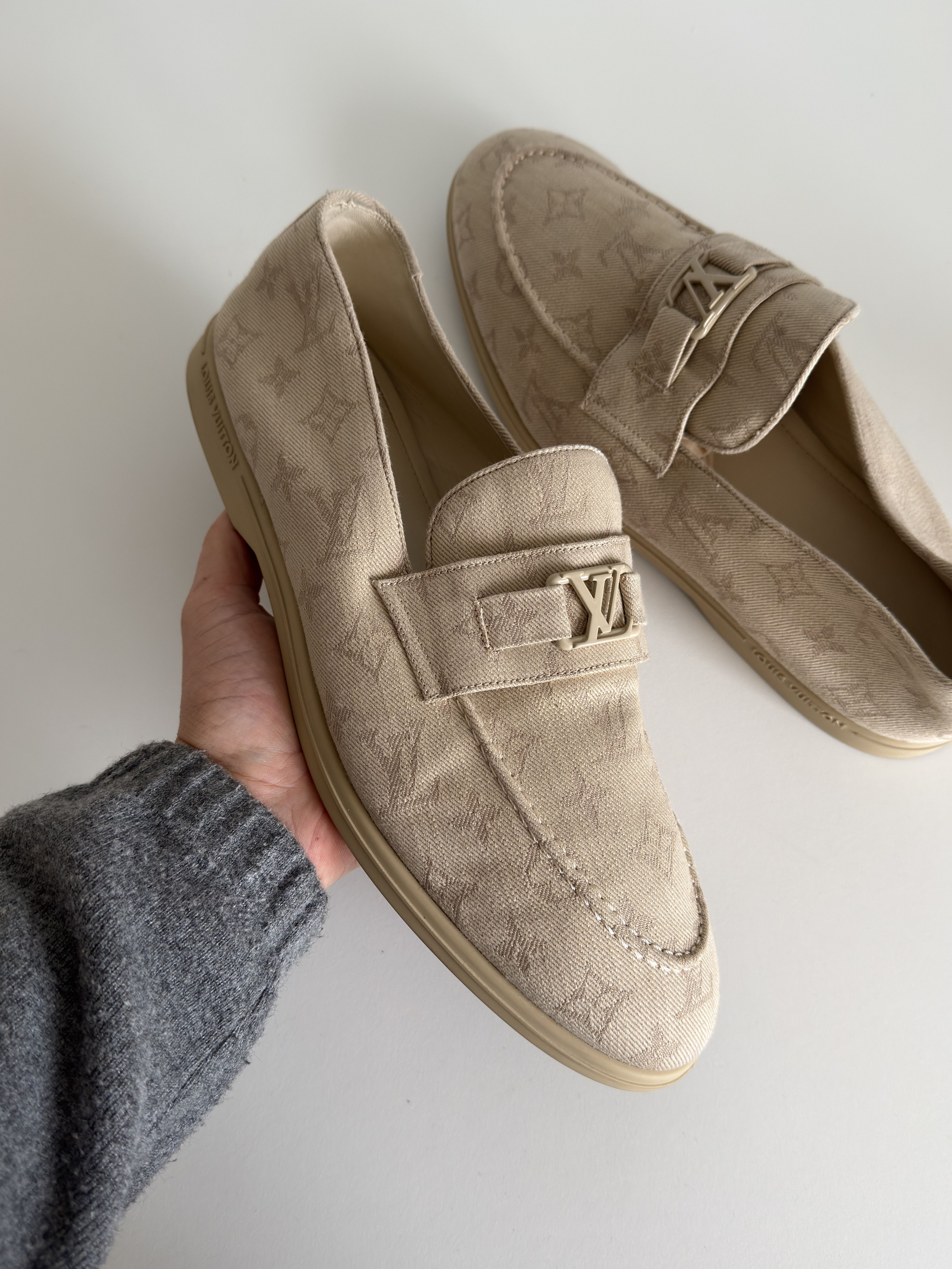 Louis Vuitton Louis Vuitton Moccasin | LV size 11 Size US 13 / EU 46 - 5 Thumbnail