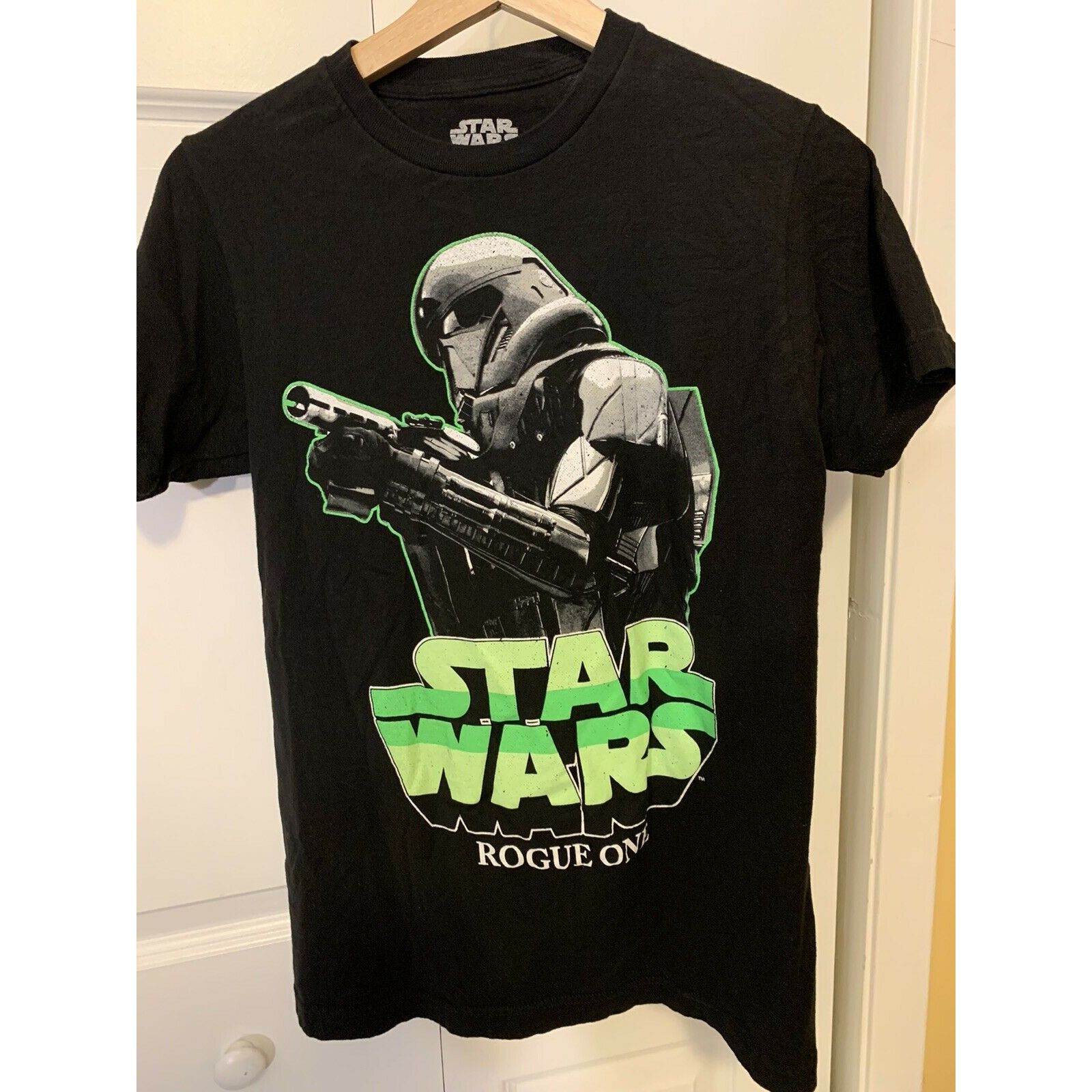 Star Wars Star Wars Rougue One Men’s Sz S T- Shirt Black Size US S / EU 44-46 / 1 - 6 Thumbnail