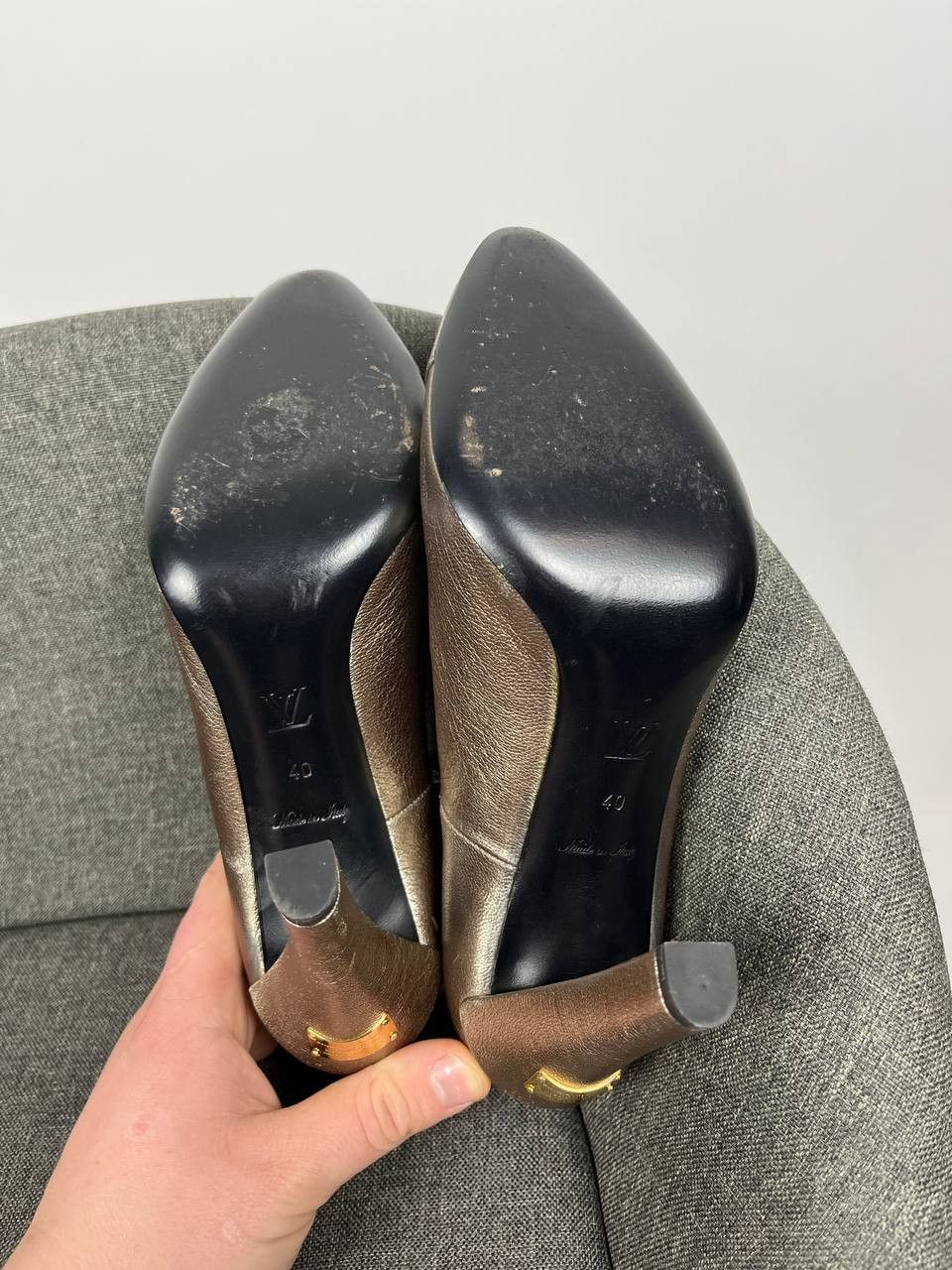Louis Vuitton Leather pump with ankle strap Louis Vuitton Size US 6.5 / IT 36.5 - 7 Thumbnail