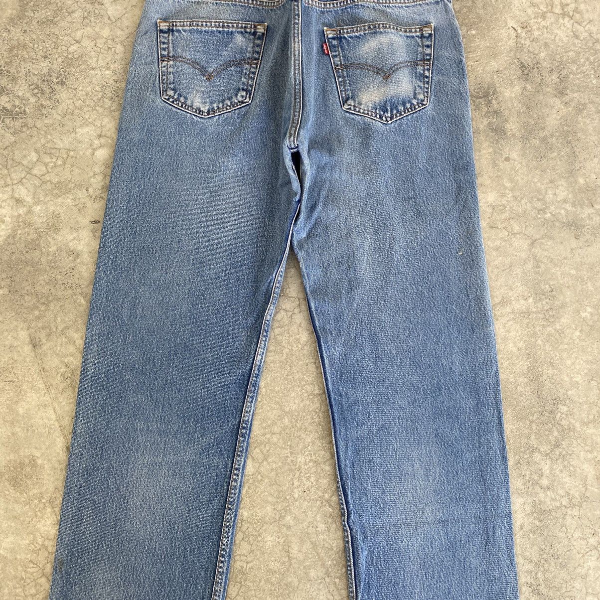Levi's Size 36x30 VTG Late 90’s Levis 501 Stonewashed Blue Jeans Size US 36 / EU 52 - 20 Thumbnail