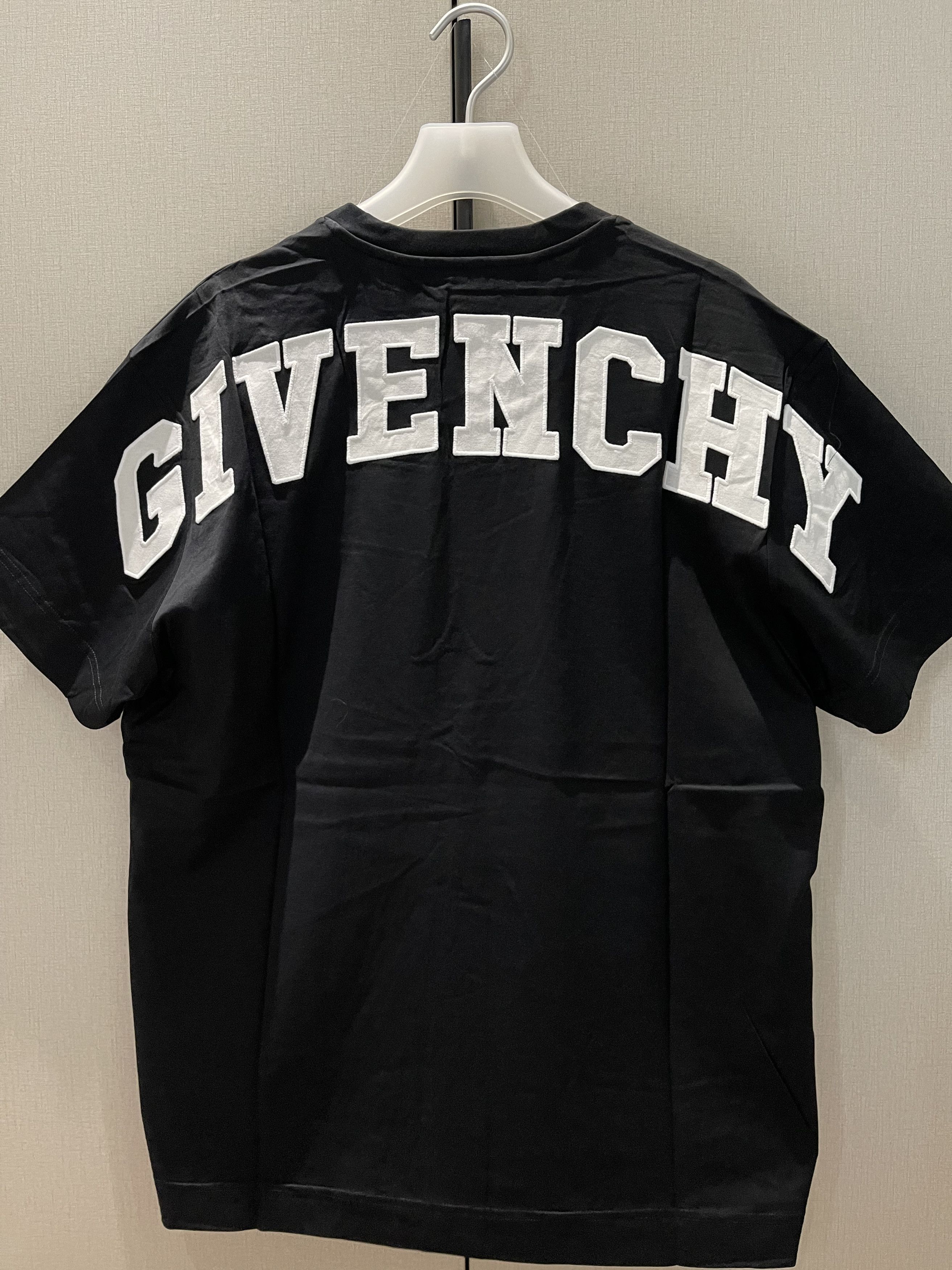Givenchy Givenchy Embrodiery T Shirt Size US XL / EU 56 / 4 - 5 Thumbnail