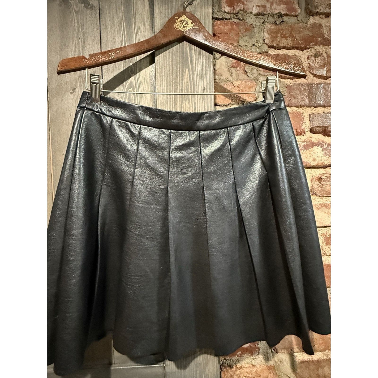 rue21 Skirt Bundle Maroon Velvet Sz M & Black Faux Leather Sz 10 Size 32" / US 10 / IT 46 - 7 Thumbnail