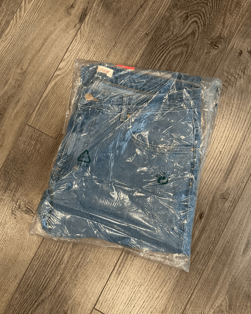 Other BNWT Revolution of 1995 - Loose Fit Jeans - Size 30x32 Size US 30 / EU 46 - 6 Thumbnail