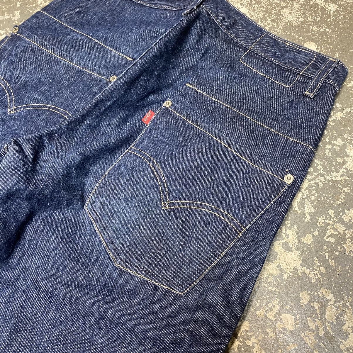 Japanese Brand × Levi's × Vintage Vintage Levi’s Engineered Twisted Leg Denim Jeans 90s Size US 31 - 15 Thumbnail