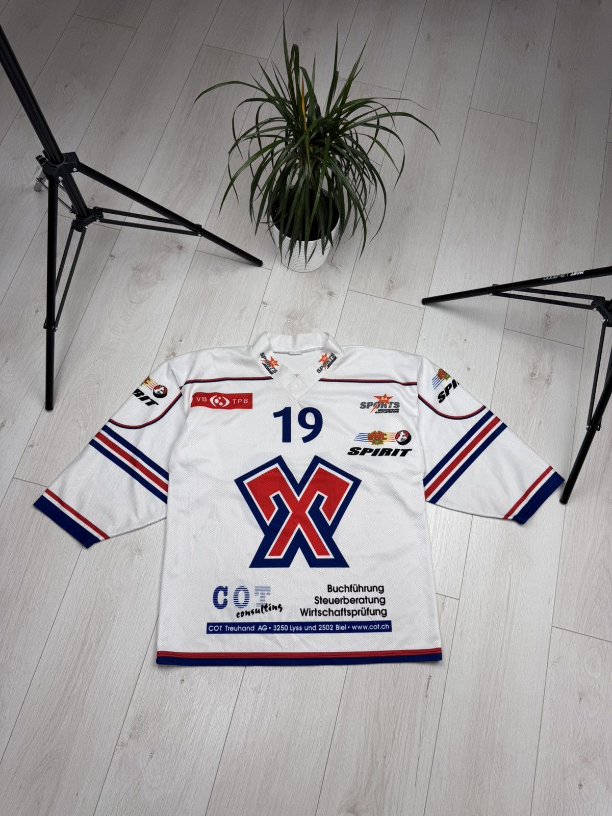 Vintage BIEL-BIENNE HC ICE HOCKEY JERSEY #19 Size US S / EU 44-46 / 1 - 1 Thumbnail