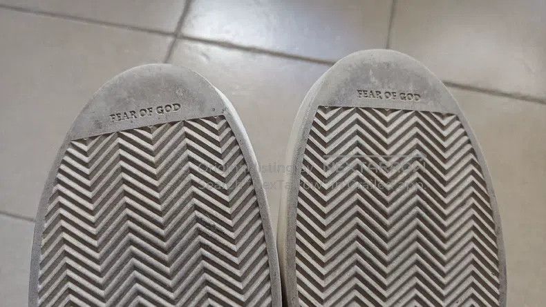 Fear of God Fear of God The main line is classic black and gray Size US 9 / EU 42 - 5 Thumbnail