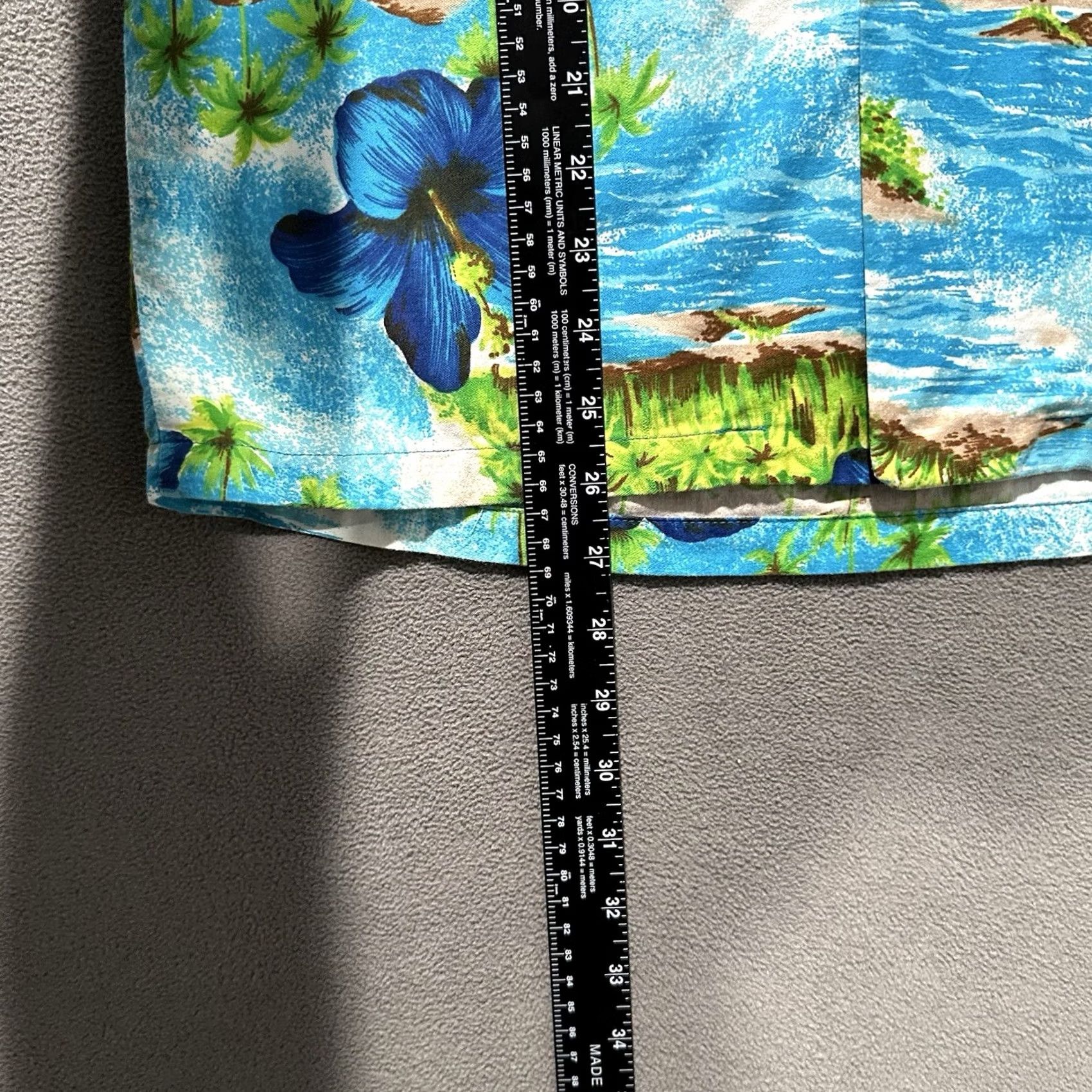 Vintage Vintage Hukilau Fashions Shirt Mens S Blue Palm Tree Tropical Honolulu Hawaiian Size US S / EU 44-46 / 1 - 8 Thumbnail