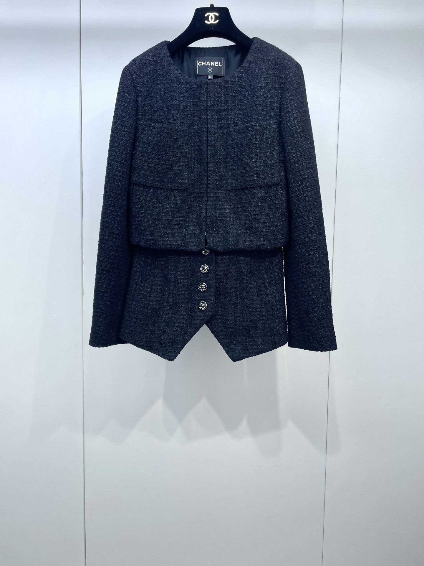 Chanel Chanel 22C Black Coat Size XXS / US 00 / IT 34 - 1 Thumbnail