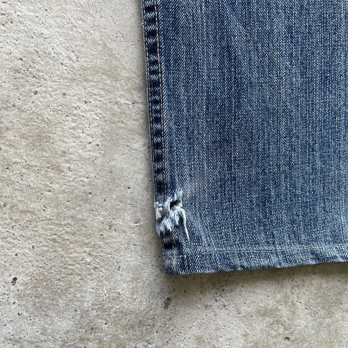 Japanese Brand Vintage Takeo Kikuchi Japan Distressed Faded Jeans Pants W33 Size US 33 - 9 Thumbnail