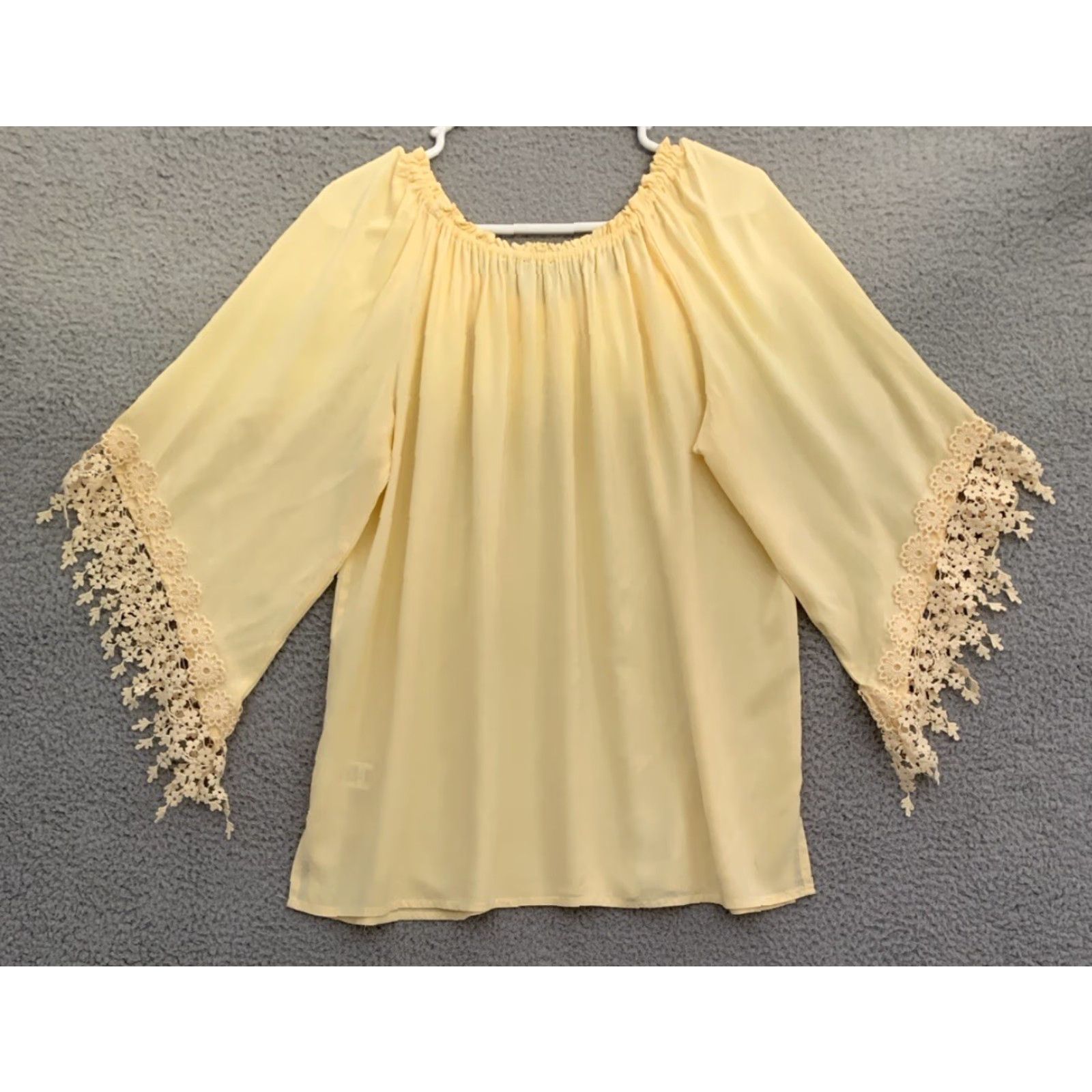 Melissa Melissa Paige Blouse Women’s L Yellow 3/4 Sleeve Tunic Petite Slit Hem Boat Neck Pullover Casual Business Travel Womens Size L / US 10 / IT 46 - 4 Thumbnail
