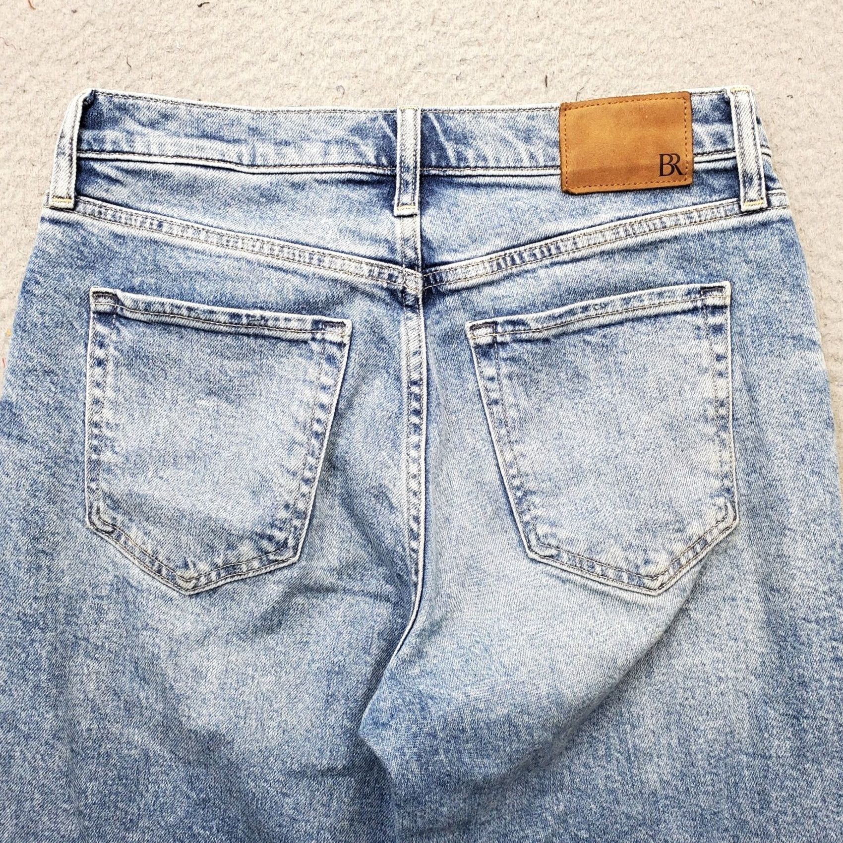 Banana Republic Banana Republic Jeans Womens Size 27 Blue Denim 5-Pocket Regular Straight Cotton Streetwear Button Fly Adjustable Inseam 23.5" Easy Care Vintage: No Size 27" / US 4 / IT 40 - 7 Thumbnail