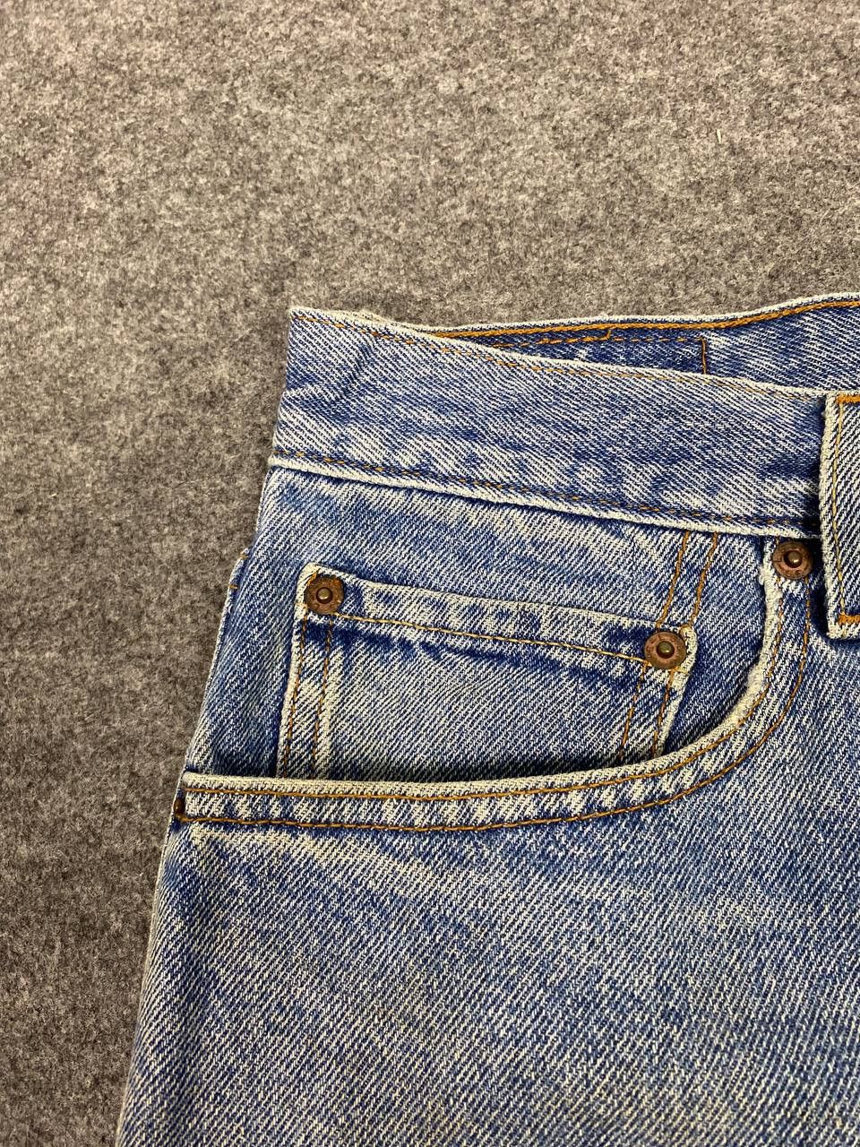 Levi's vintage levis 560 distressed denim Size US 36 / EU 52 - 13 Thumbnail