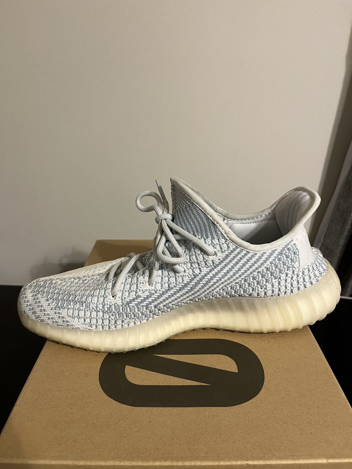 Adidas × Yeezy Yeezy Boost 350 V2 ‘Cloud White’ Size US 10 / EU 43 - 3 Thumbnail