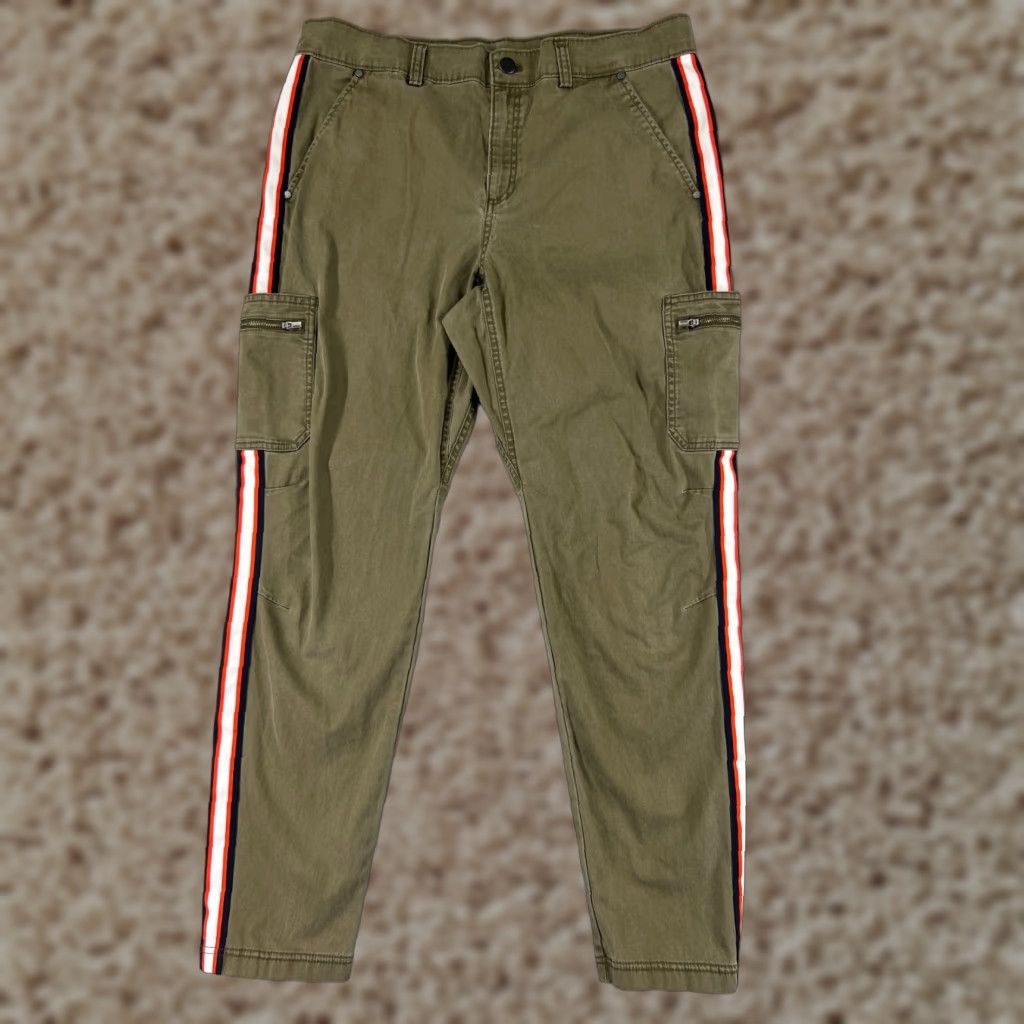 Athleta Athleta Pants Womens 10 Green Cargo Side Stripe Cotton Lyocell Blend Zip 31x28 Size 32" / US 10 / IT 46 - 1 Thumbnail
