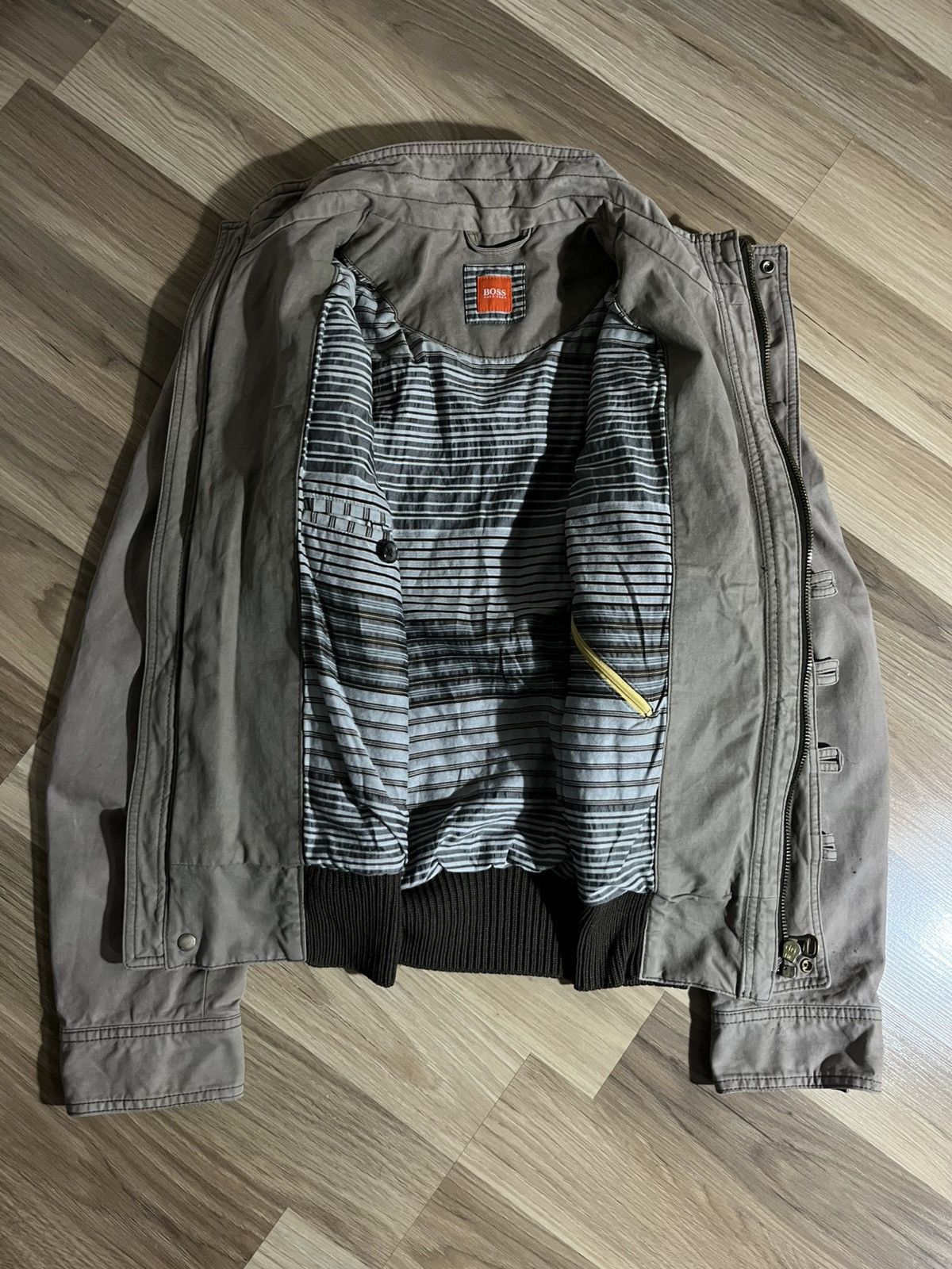 Hugo Boss Vintage Avant Garde Hugo Boss Bomber Jacket Size US M / EU 48-50 / 2 - 2 Thumbnail