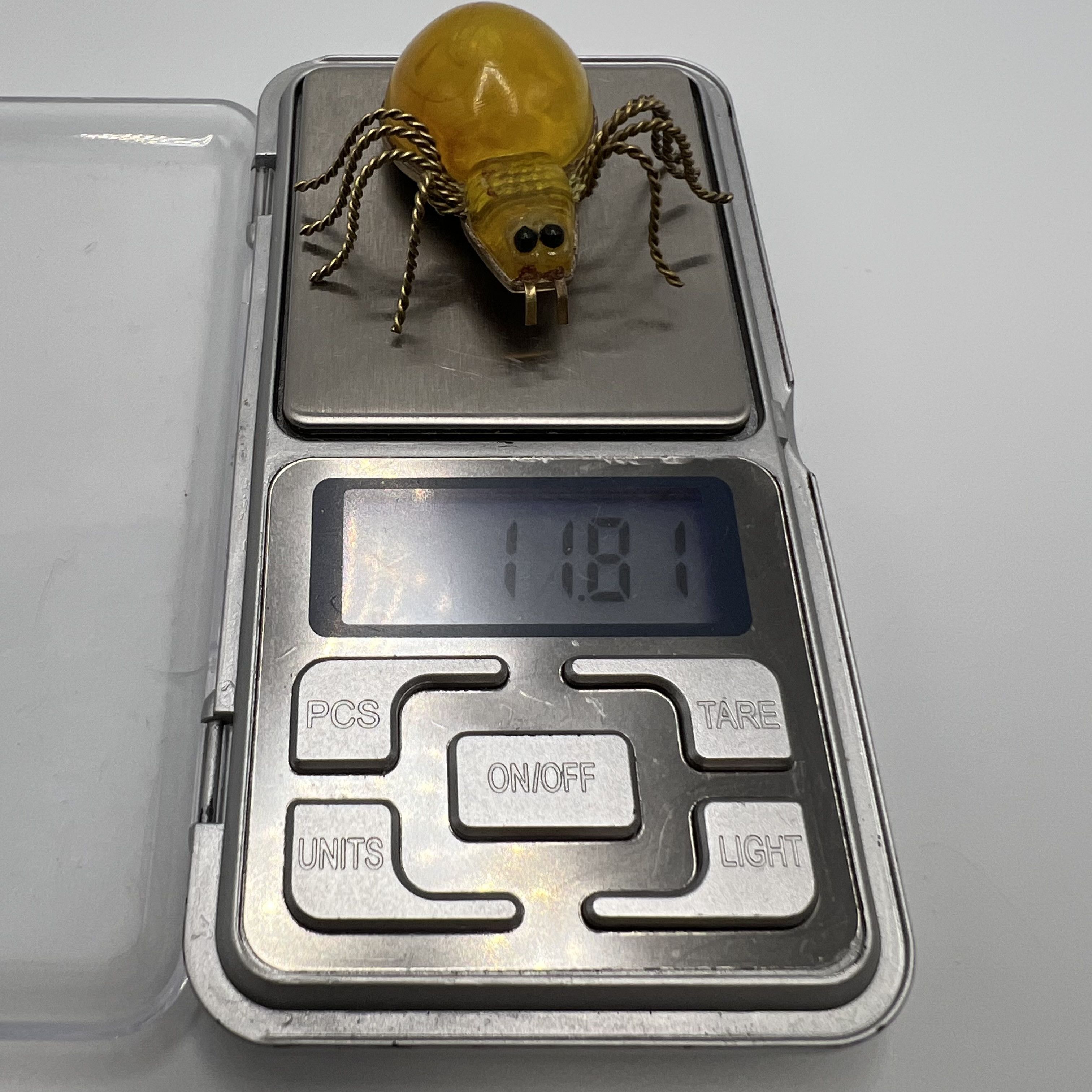 Vintage Vintage Brooch Pins Needle Safe Jewelry Amber Brass Signed Size ONE SIZE - 6 Thumbnail