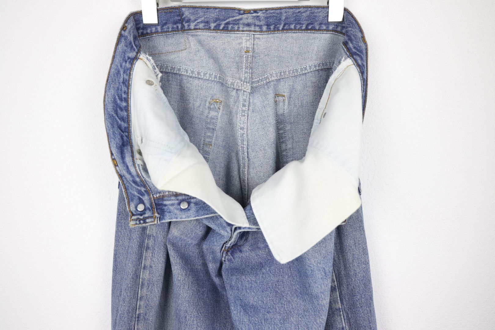 Levi's × Levi's Vintage Clothing × Vintage Vintage 90s Levi's 501 Blue Washed Denim Tab Jeans Pants Size US 32 / EU 48 - 6 Thumbnail