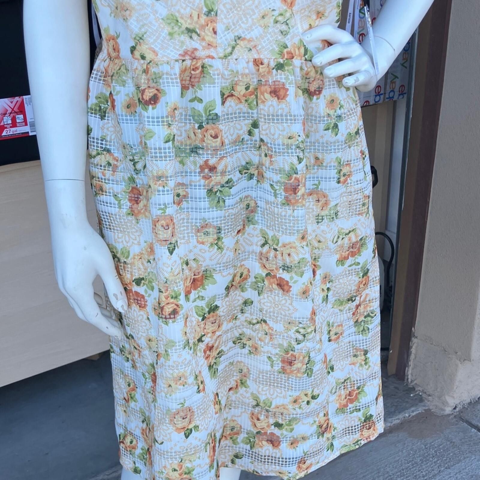 Other Kensie Cream Floral Midi Dress with Peach and Green Accents Size XXL / US 16-18 / IT 52-54 - 4 Thumbnail