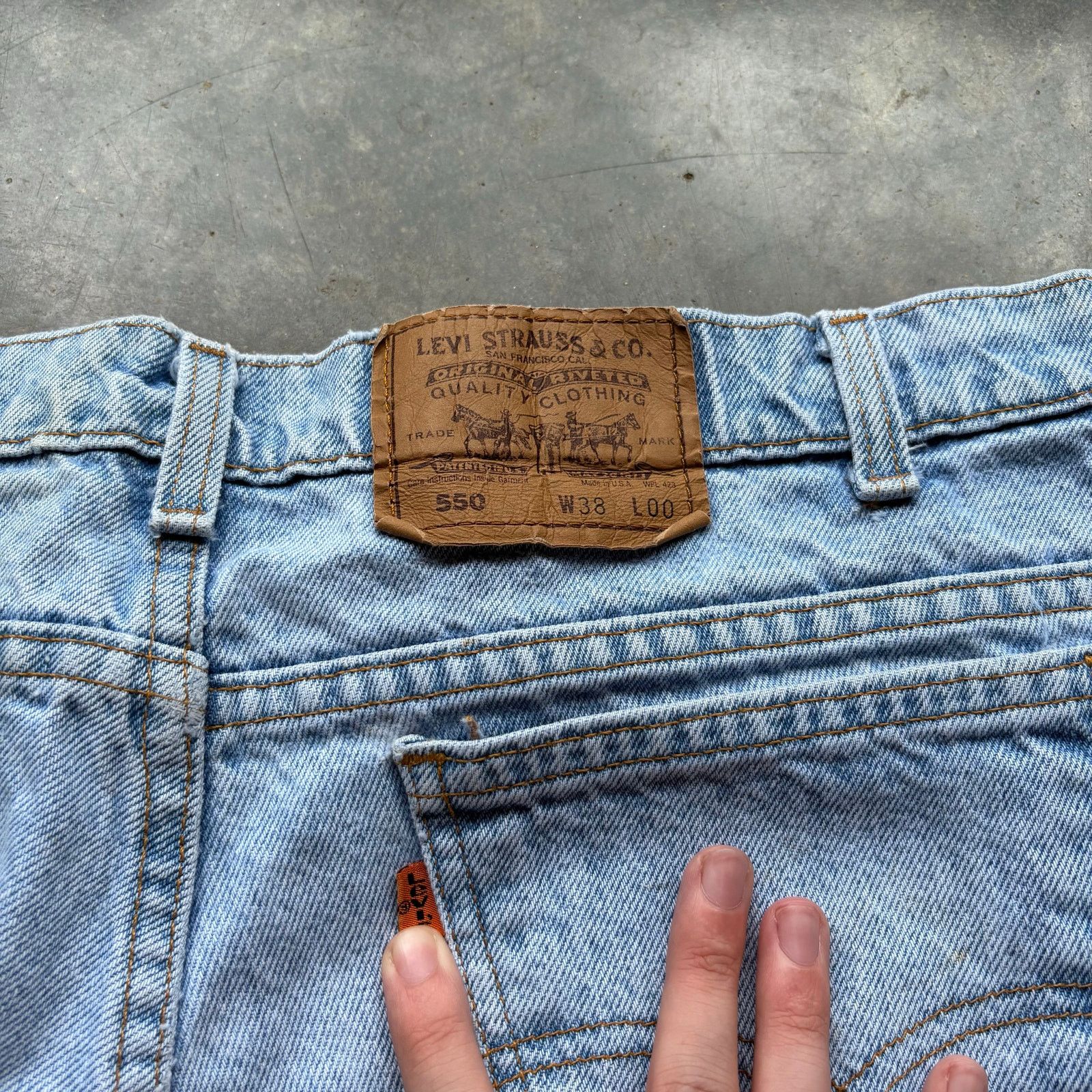 Levi's × Vintage Vintage 90s Light wash Levis Orange Tab Jorts Size US 38 / EU 54 - 2 Thumbnail