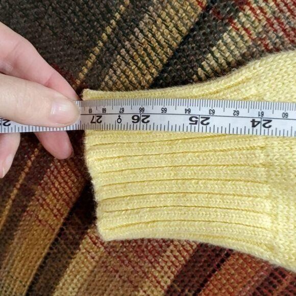 Vintage Winona Knits Sz. M Yellow w/ Accent Stripe Long Sleeve Sweat Size M / US 6-8 / IT 42-44 - 7 Thumbnail