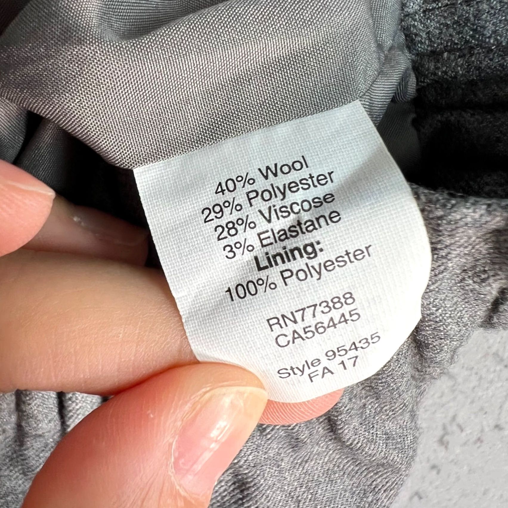 J.Crew J. Crew Women's Size 0 Gray Wool-Blend Elastic Waist Mini Skirt Size 25" / US 0 / IT 36 - 4 Thumbnail