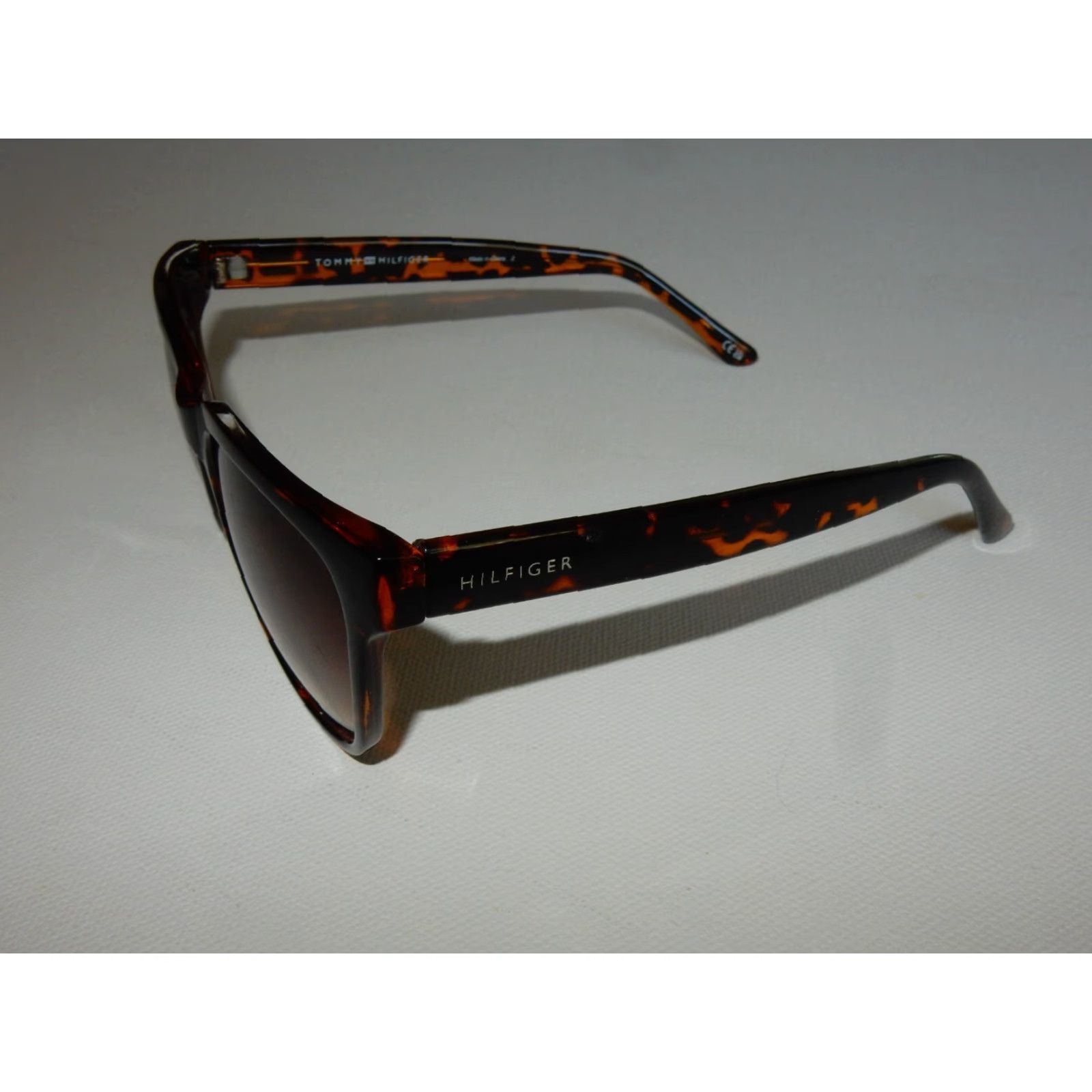 Tommy Hilfiger VINTAGE Tommy Hilfiger Sunglasses Women 56mm Brown Scratch-Resistant Clear Vision Size ONE SIZE - 3 Thumbnail