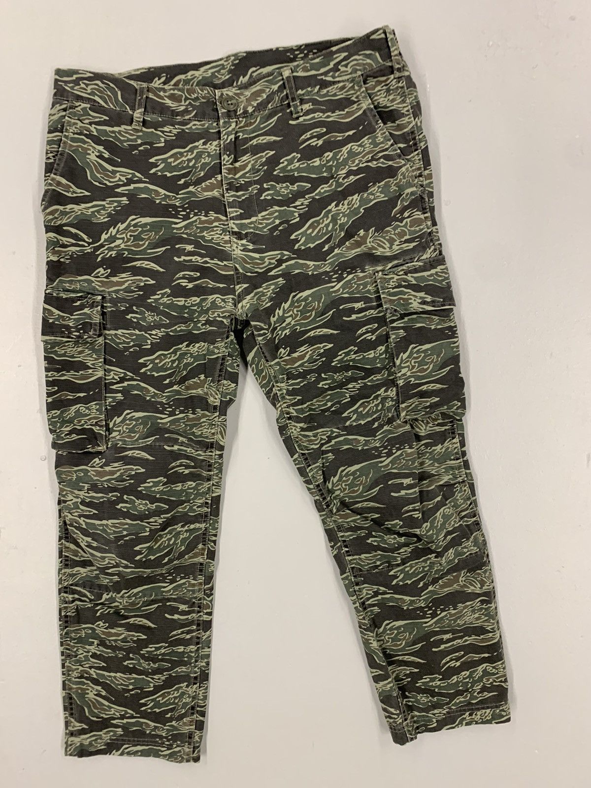 image of Xlarge Tiger Stripe Cargo Pants, Men's (Size 32)