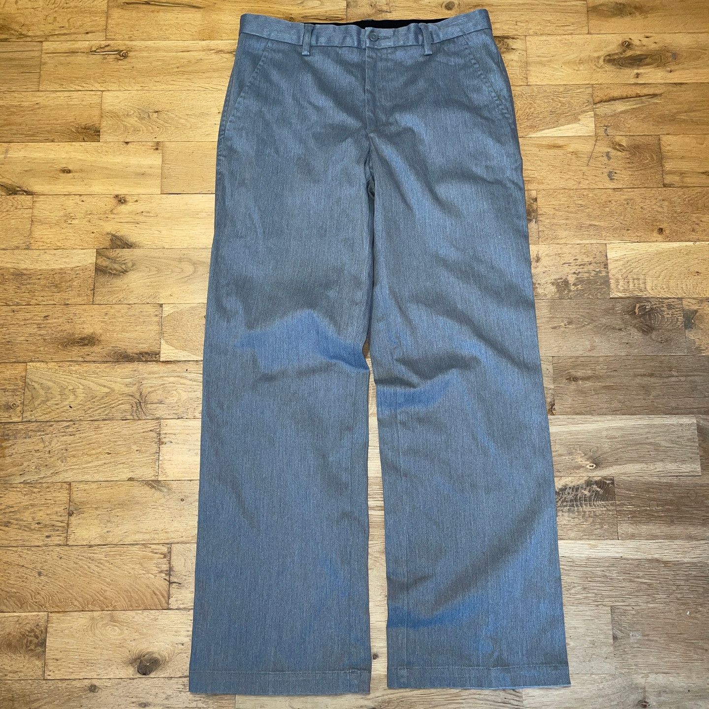 Express EXPRESS MEN'S FASHIONABLE CHINOS TROUSERS 33 L 32 Size US 33 - 1 Thumbnail