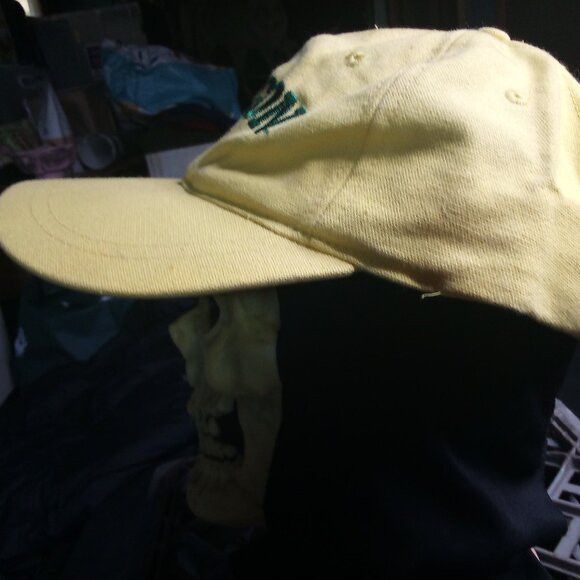 Other Vintage NWT Oregon Ducks Strap Back Hat Cap Size ONE SIZE - 2 Thumbnail
