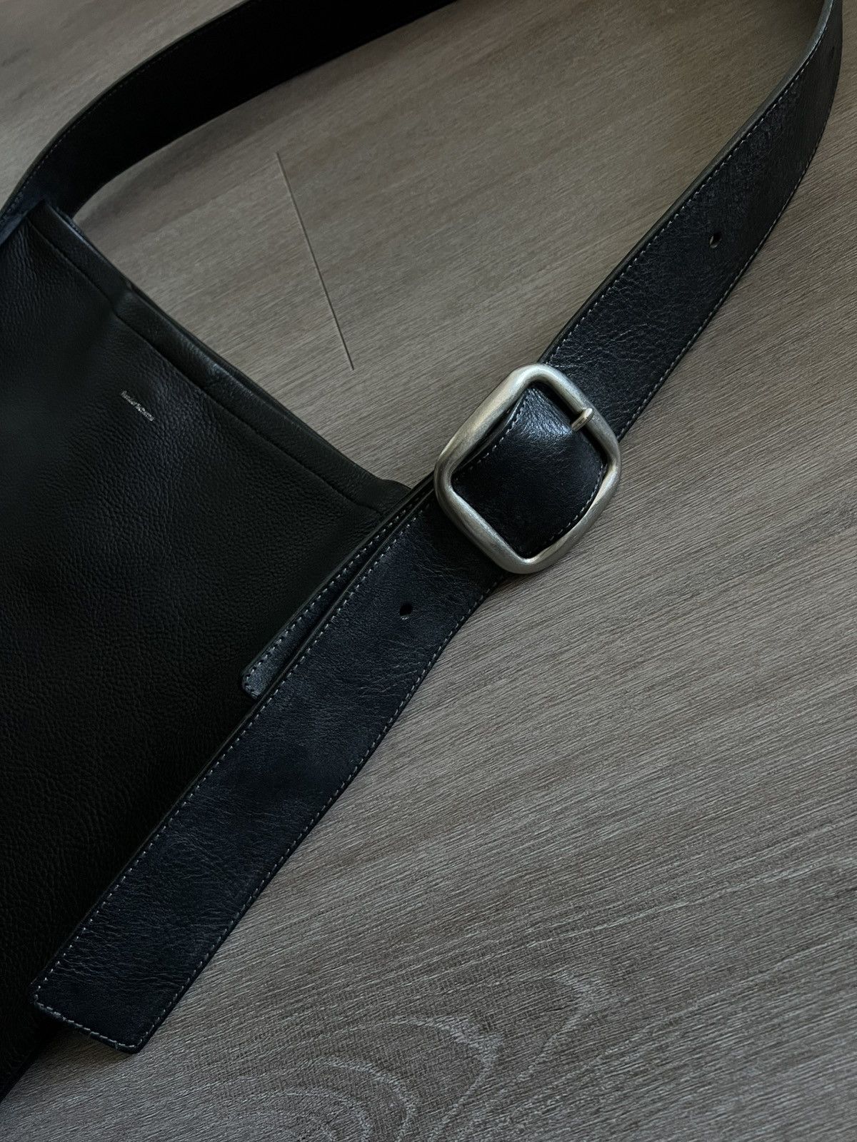 Hender Scheme Black leather belt bag similar to Vuja De theo bag Size ONE SIZE - 5 Thumbnail