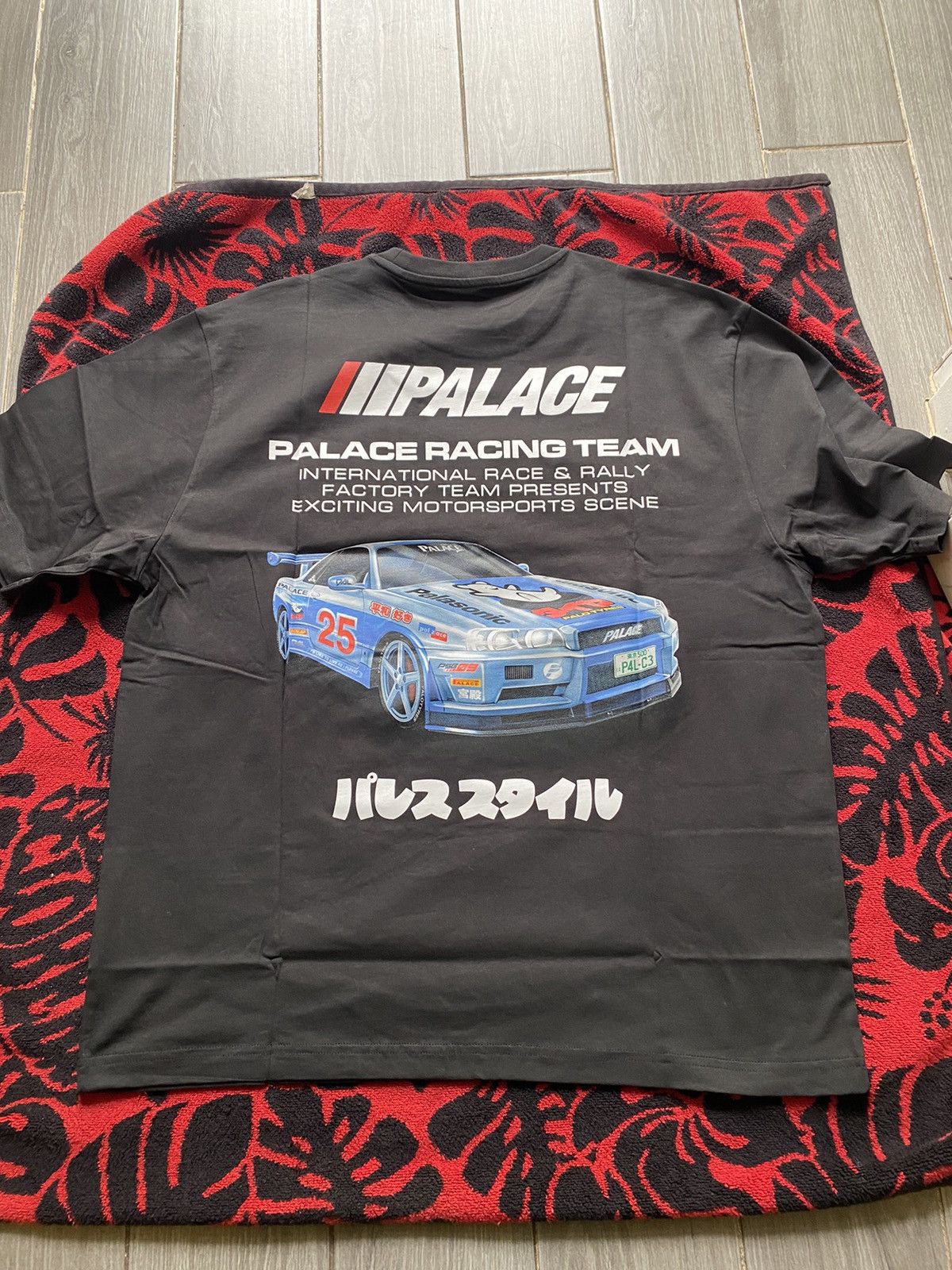 Palace Palace Racey T shirt black XL | Grailed
