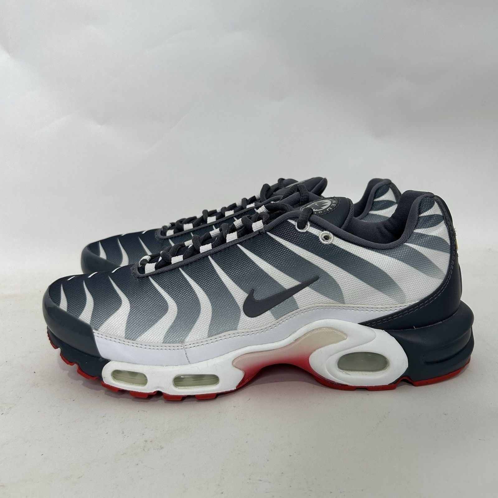 Nike Nike Air Max Plus TN SE “Before The Bite/Grey Red White” Size US 11.5 / EU 44-45 - 6 Thumbnail